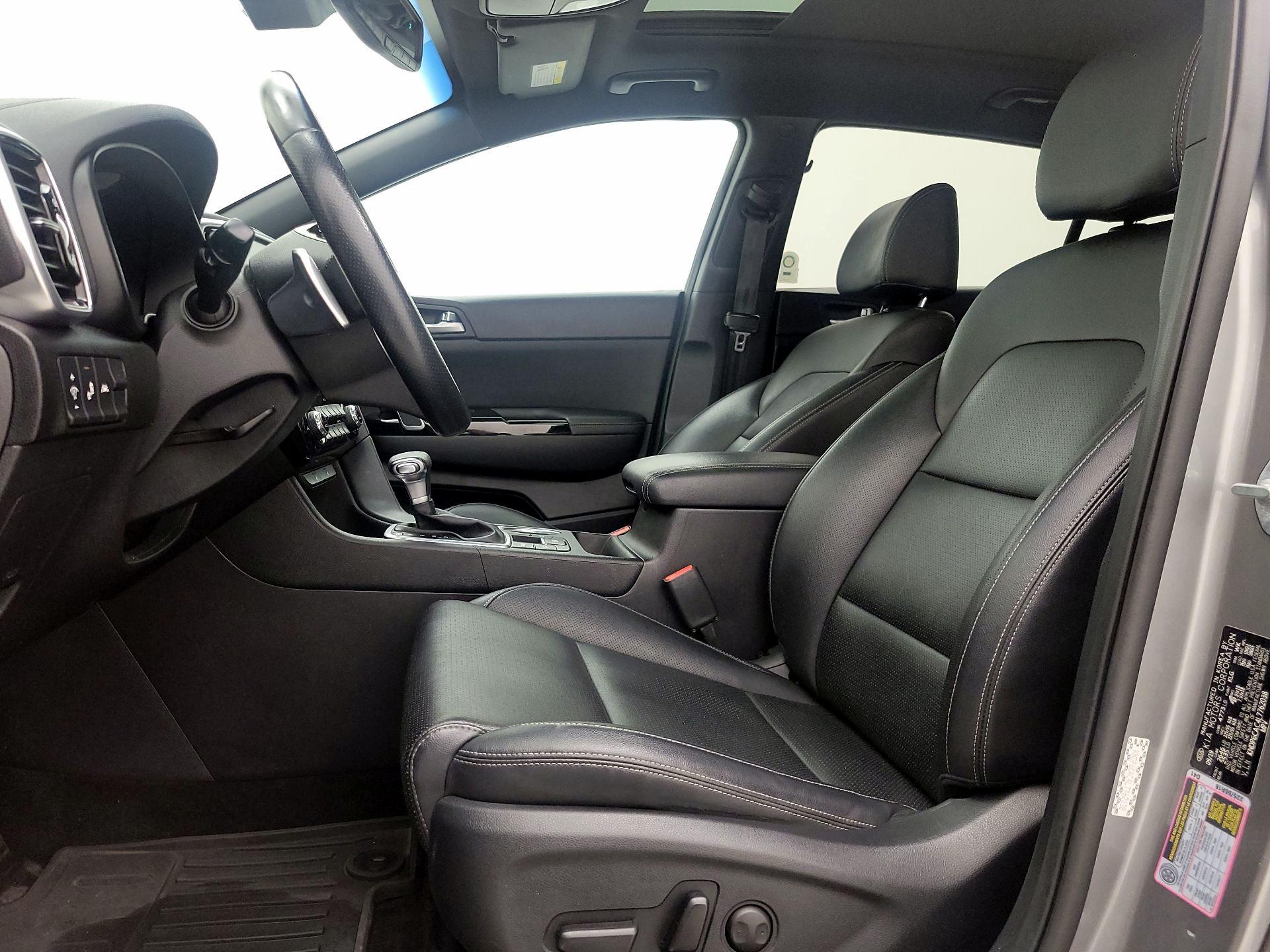 Thumbnail: 2020 Kia Sportage - 11