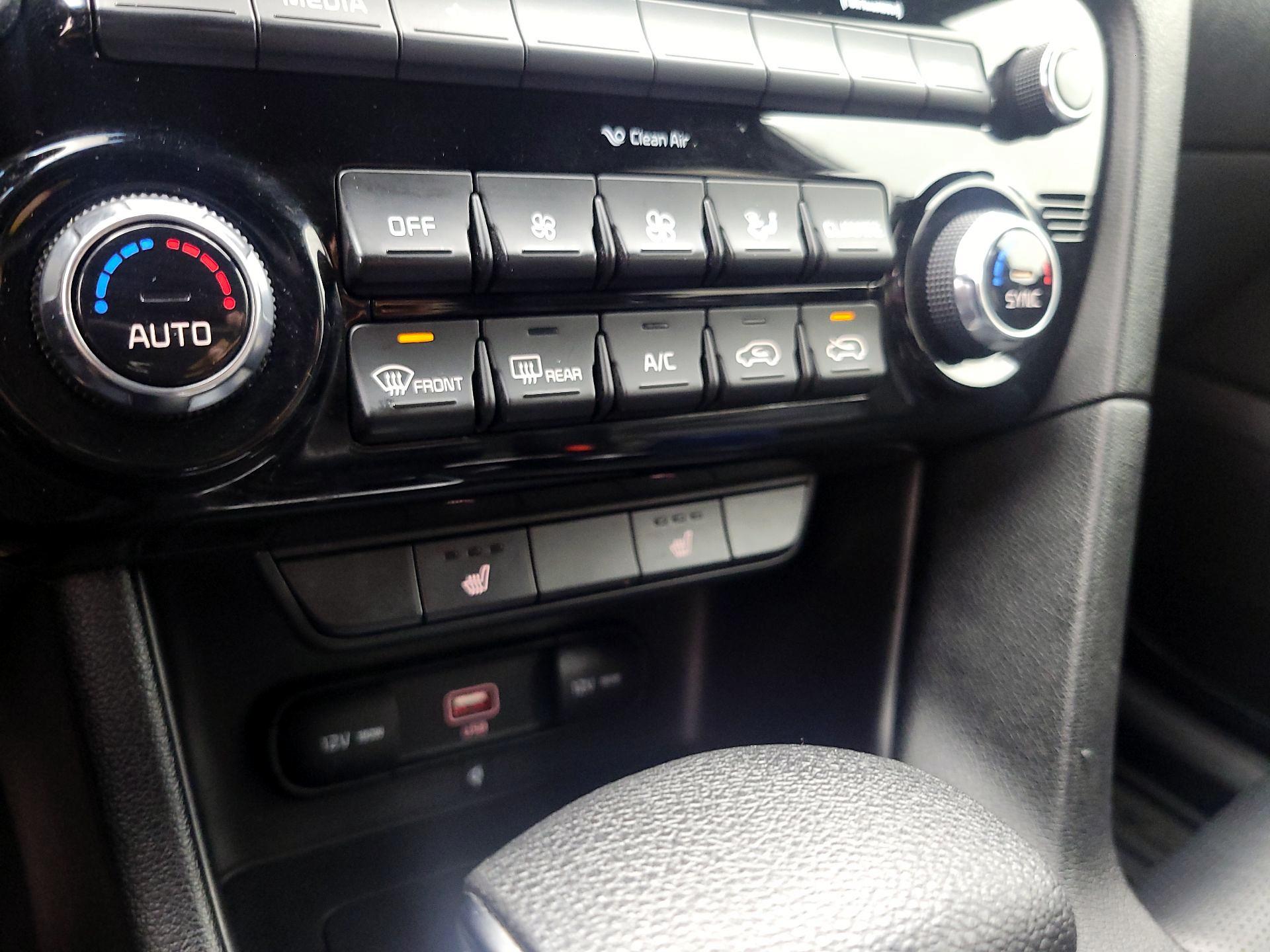 Thumbnail: 2020 Kia Sportage - 16