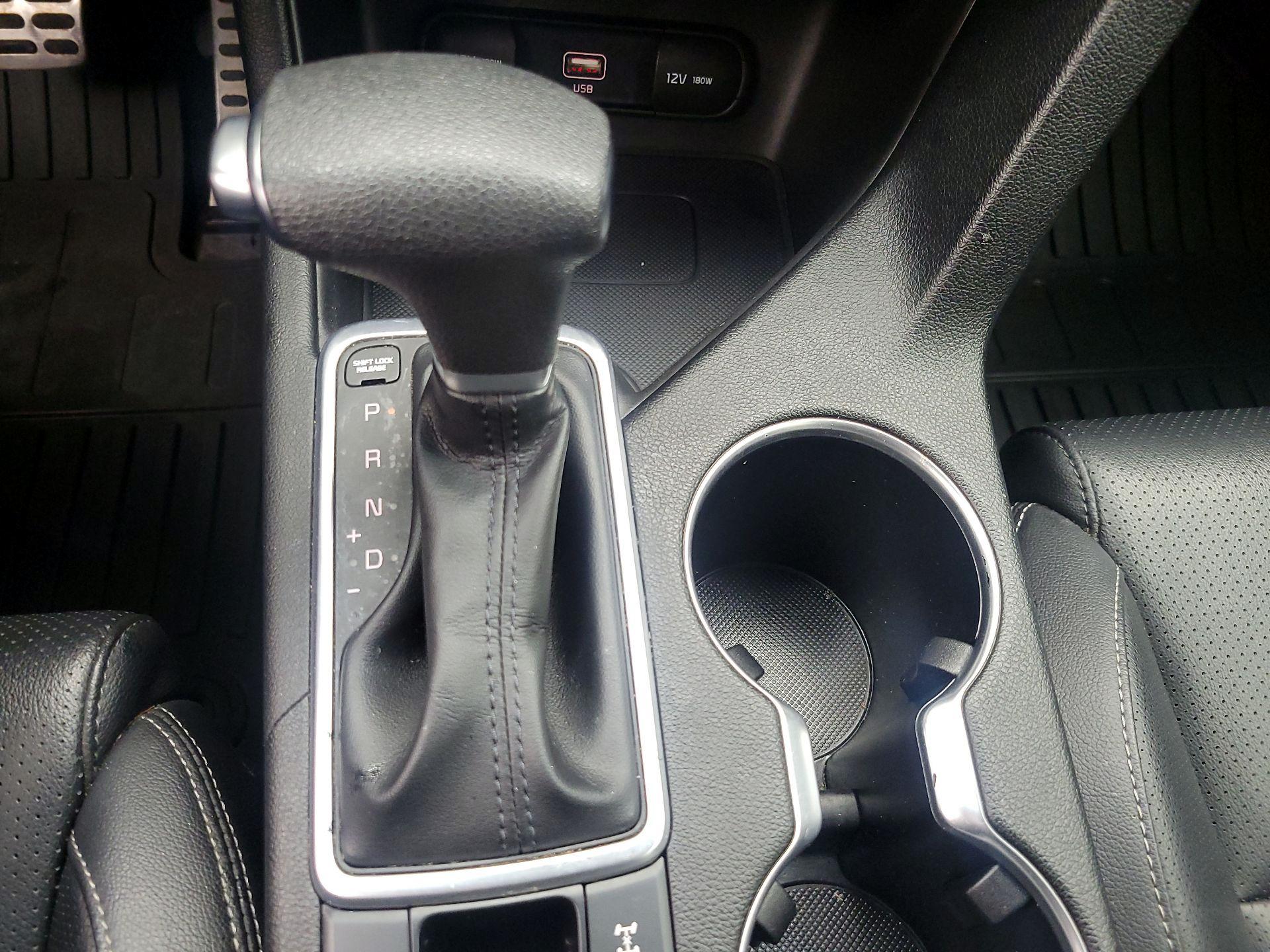 Thumbnail: 2020 Kia Sportage - 17