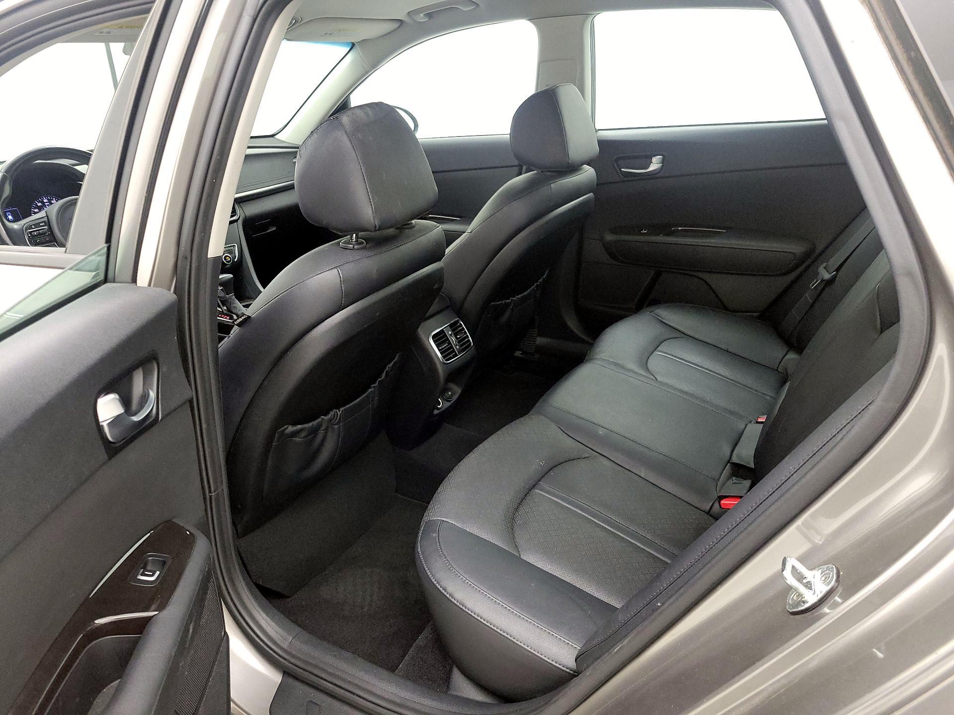 Thumbnail: 2016 Kia Optima - 19