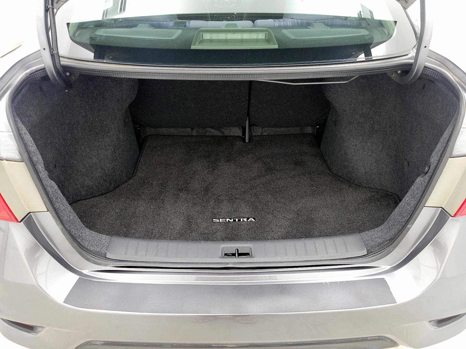 Thumbnail: 2017 Nissan Sentra - 20