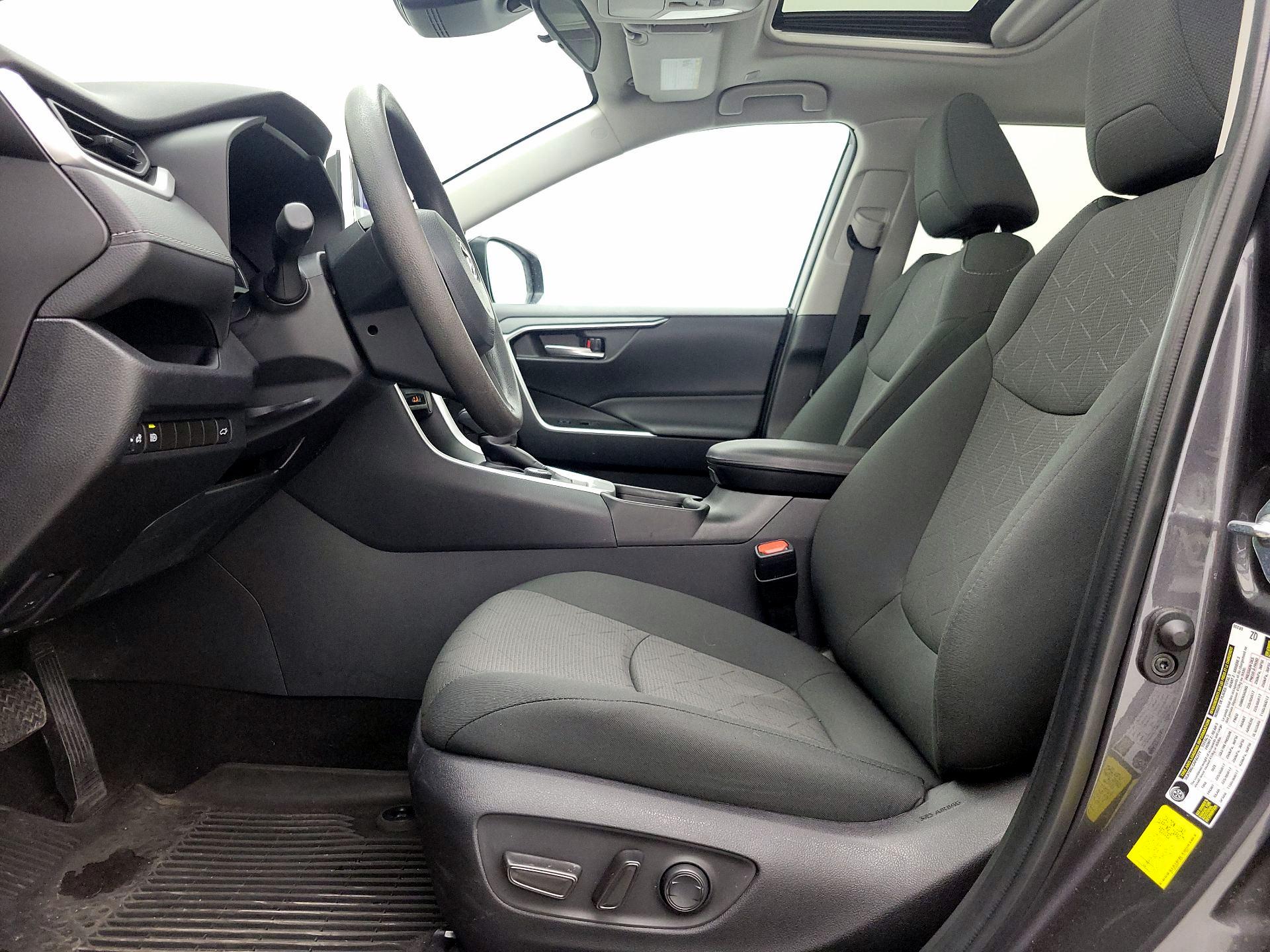 Thumbnail: 2023 Toyota RAV4 - 11