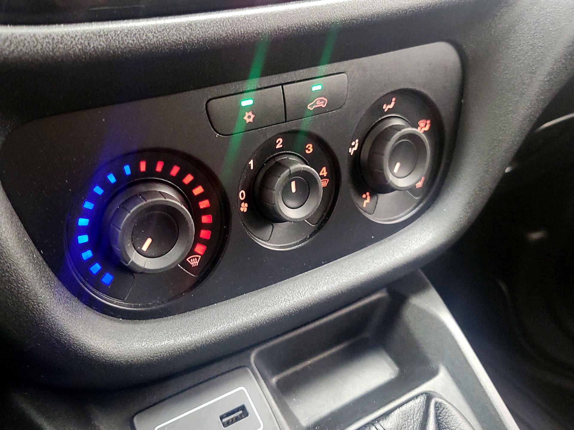 Thumbnail: 2018 RAM ProMaster City - 15