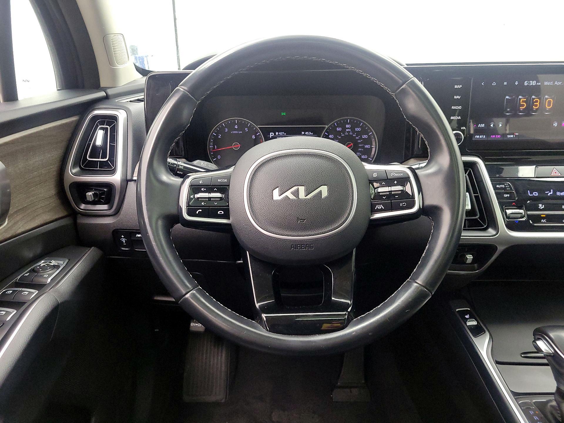 Thumbnail: 2022 Kia Sorento - 10