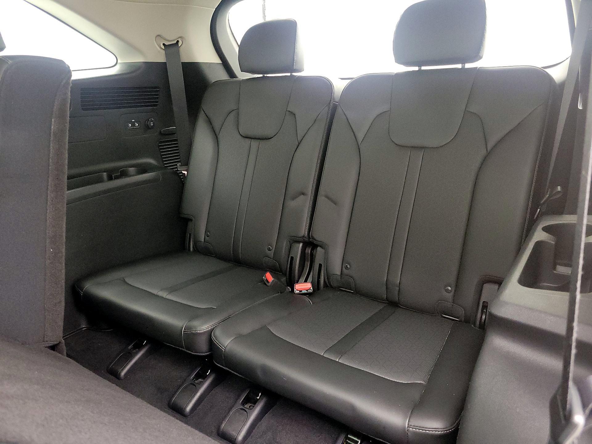 Thumbnail: 2022 Kia Sorento - 19