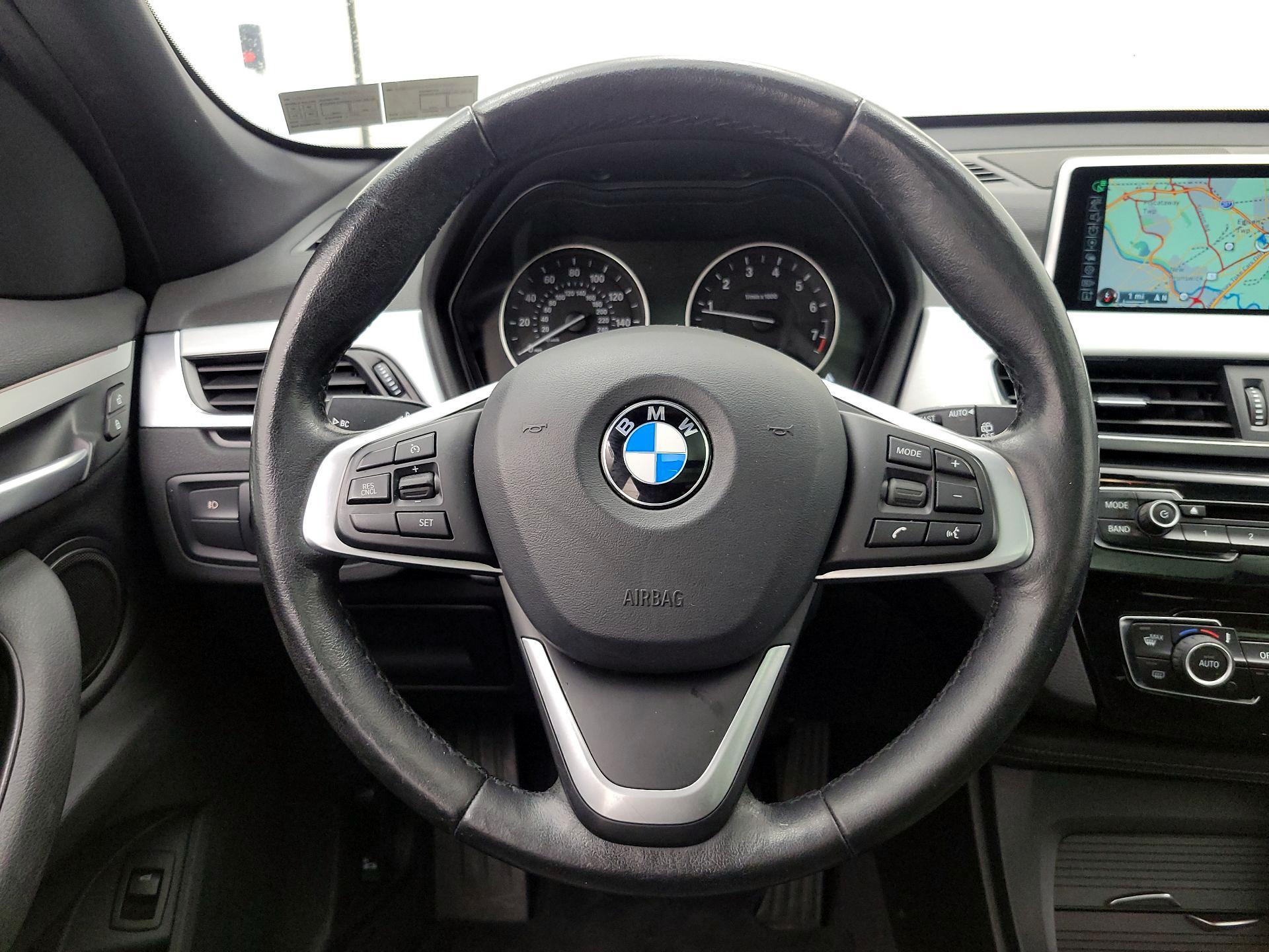 Thumbnail: 2017 BMW X1 - 10