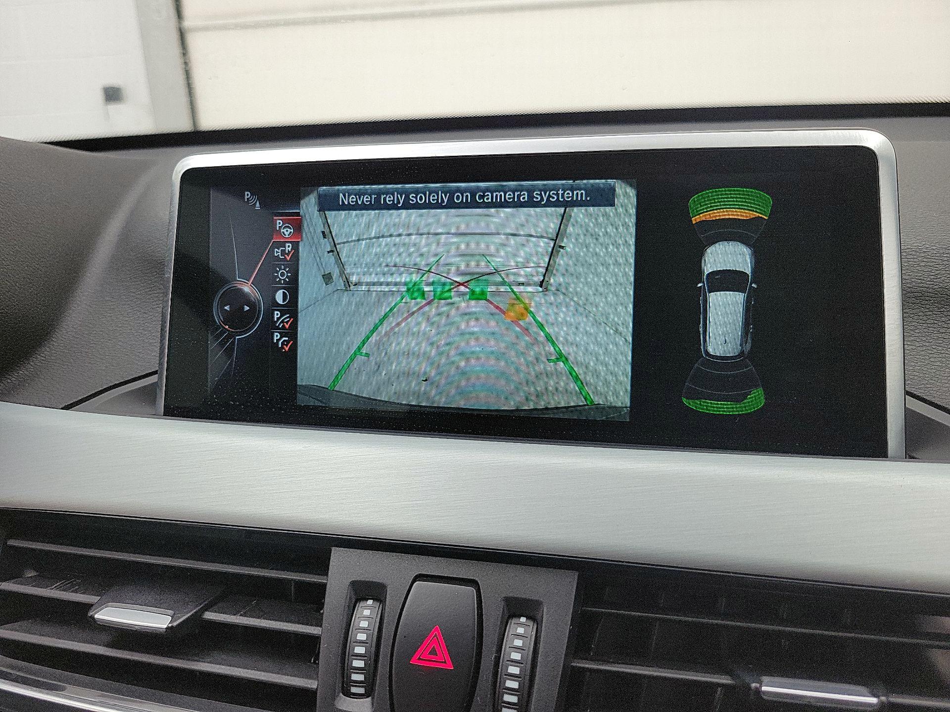 Thumbnail: 2017 BMW X1 - 15
