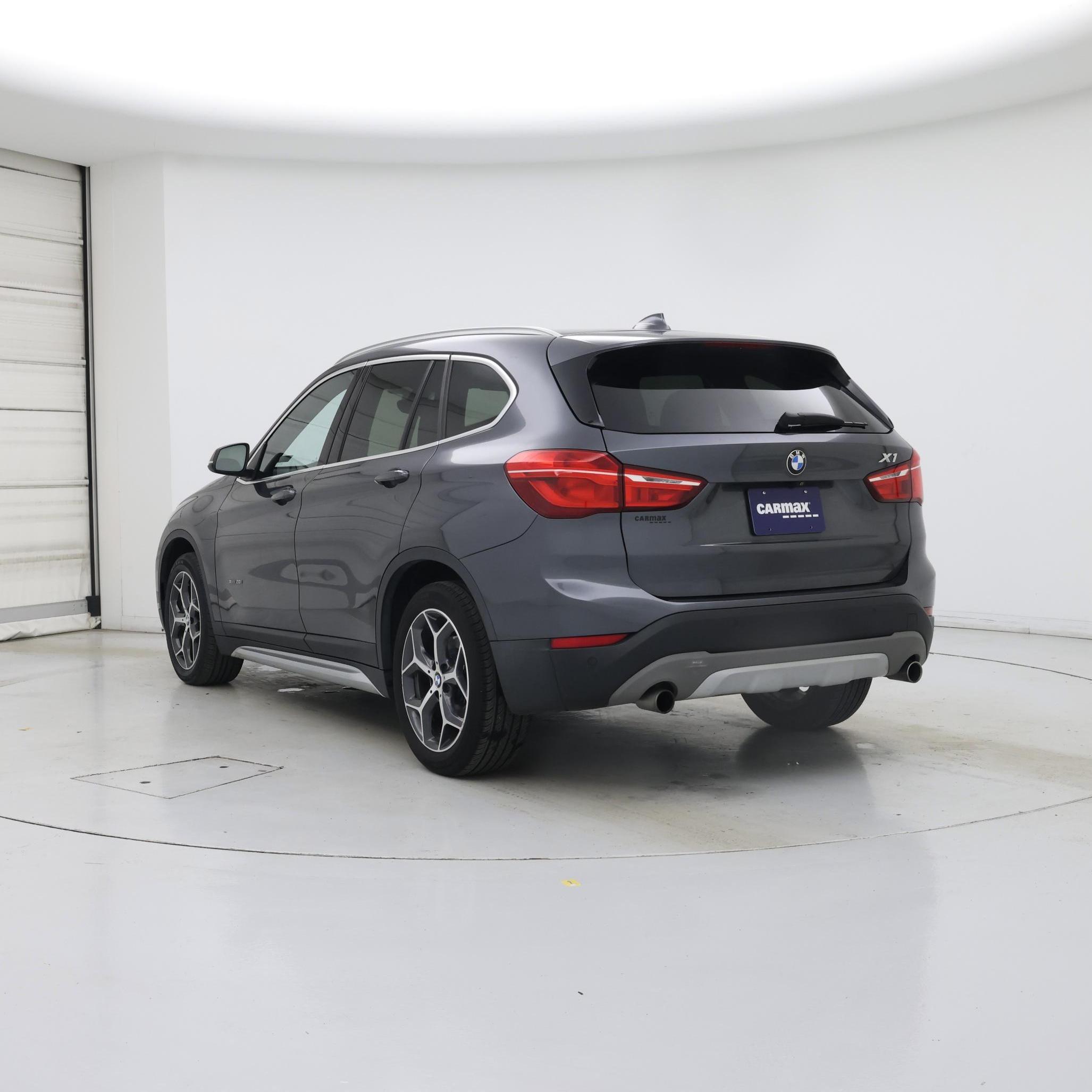 Thumbnail: 2017 BMW X1 - 2