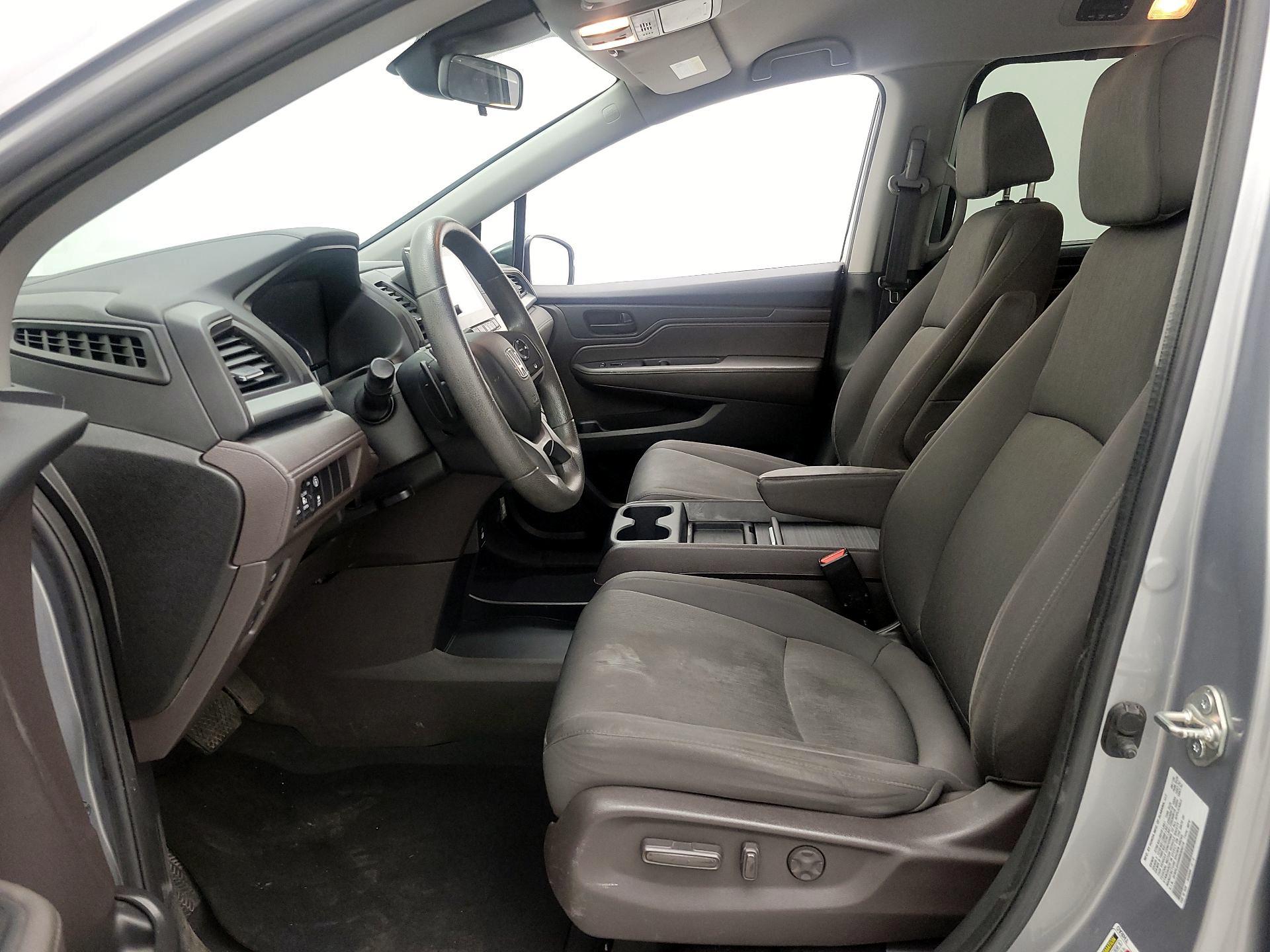 Thumbnail: 2021 Honda Odyssey - 11