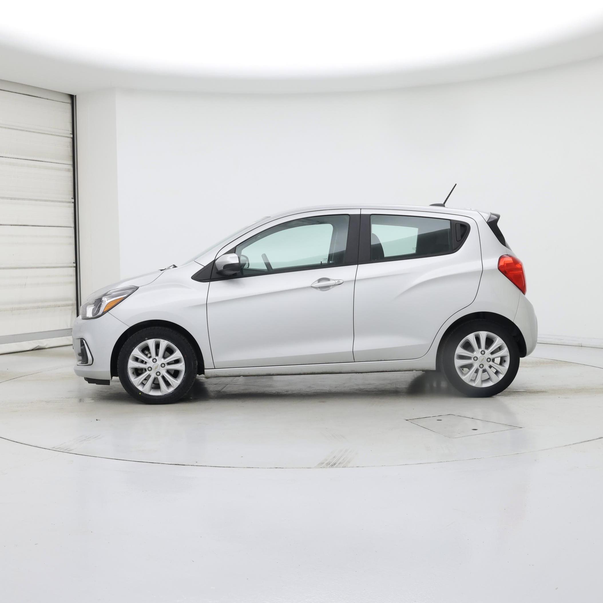 Thumbnail: 2018 Chevrolet Spark - 3