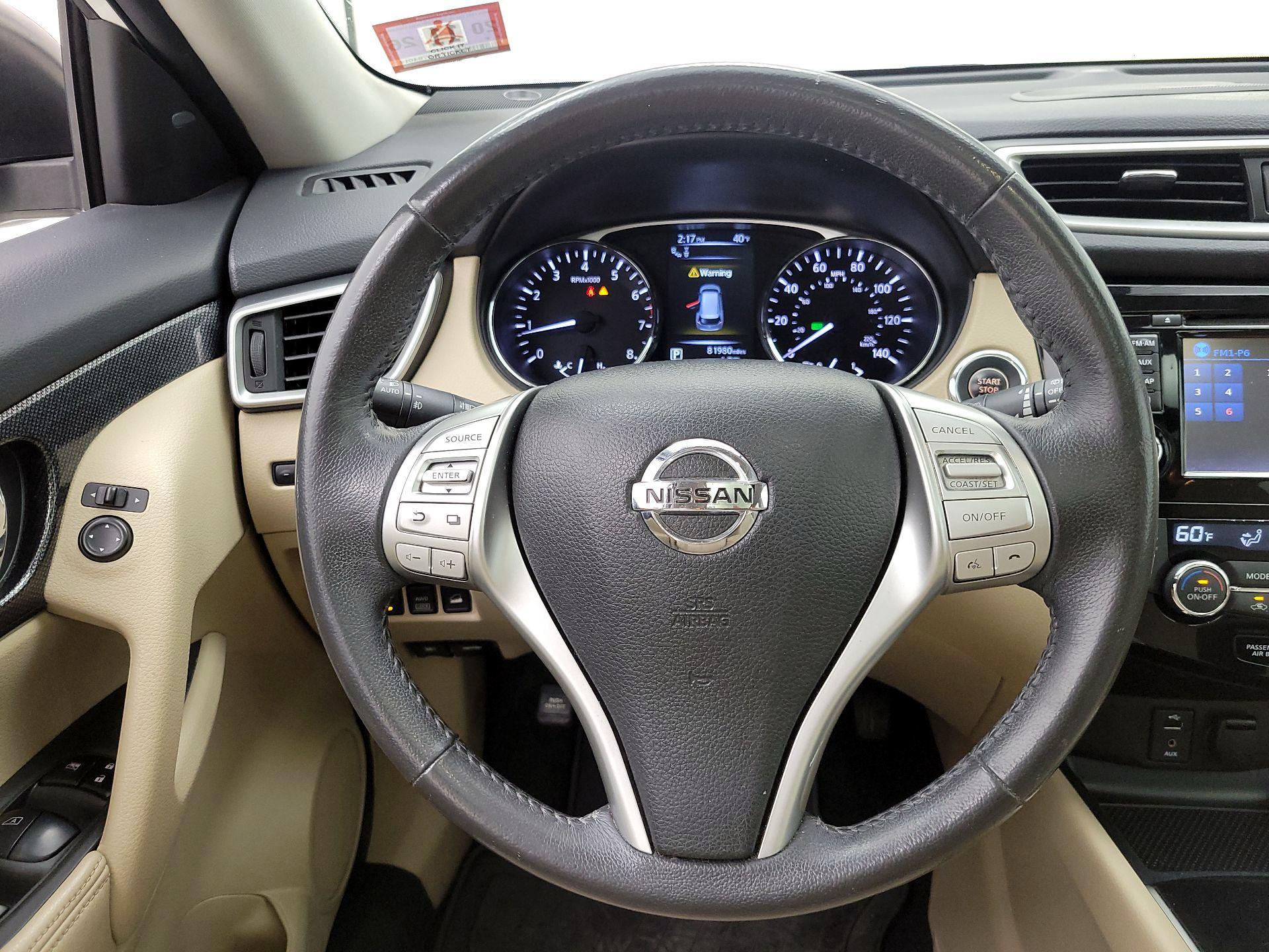 Thumbnail: 2016 Nissan Rogue - 10