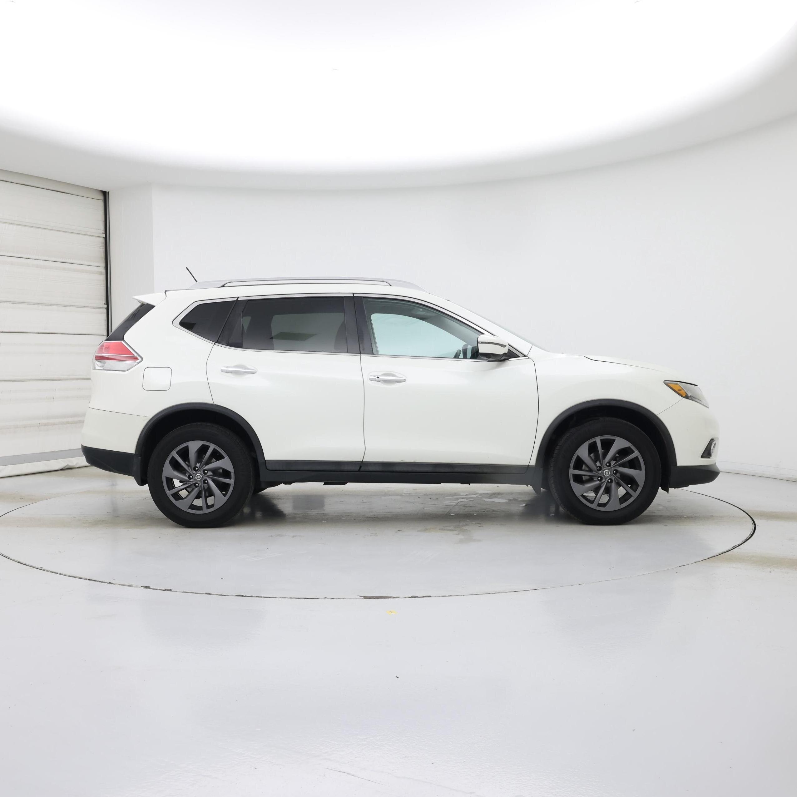 Thumbnail: 2016 Nissan Rogue - 7