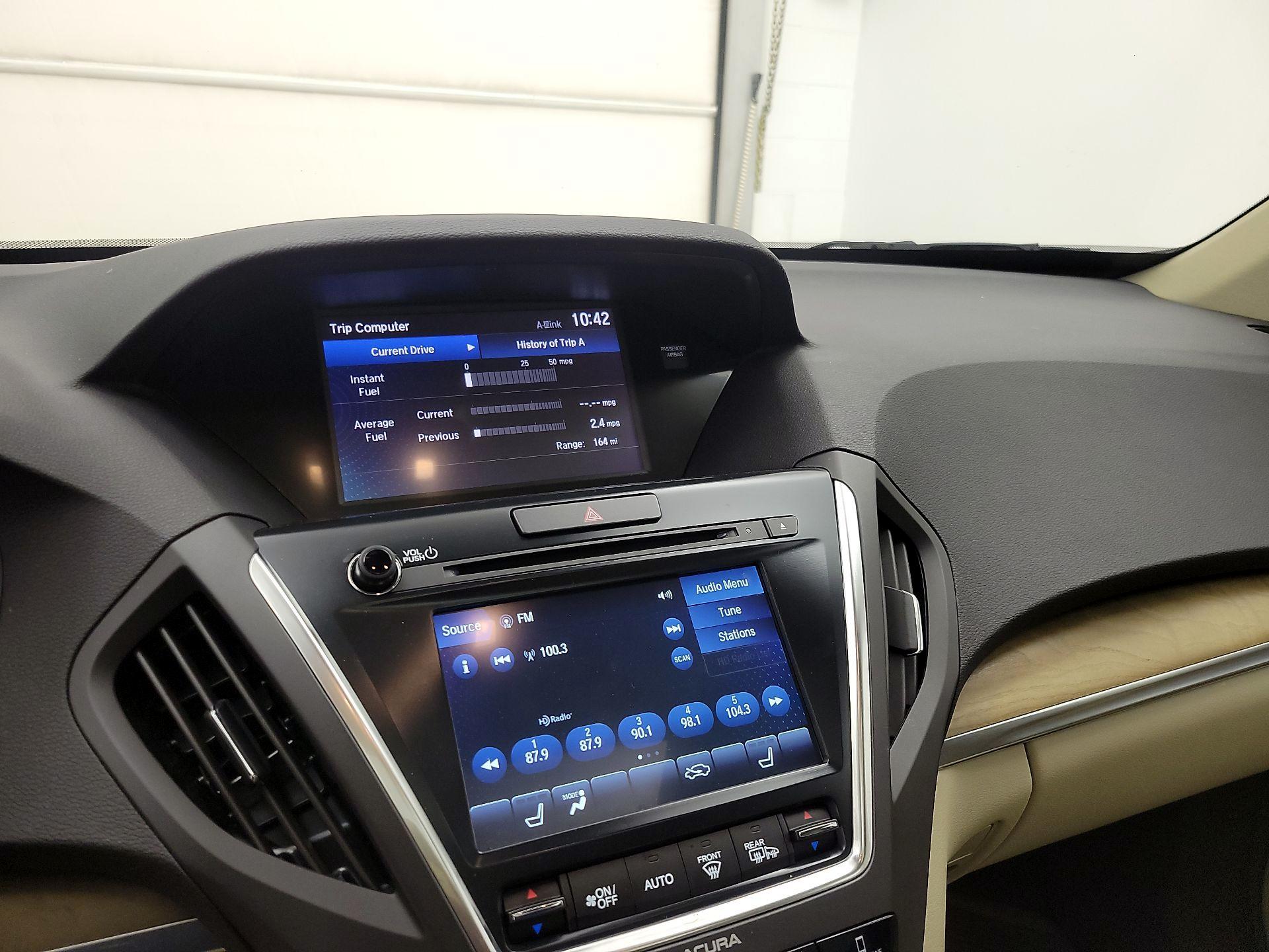 Thumbnail: 2020 Acura MDX - 16