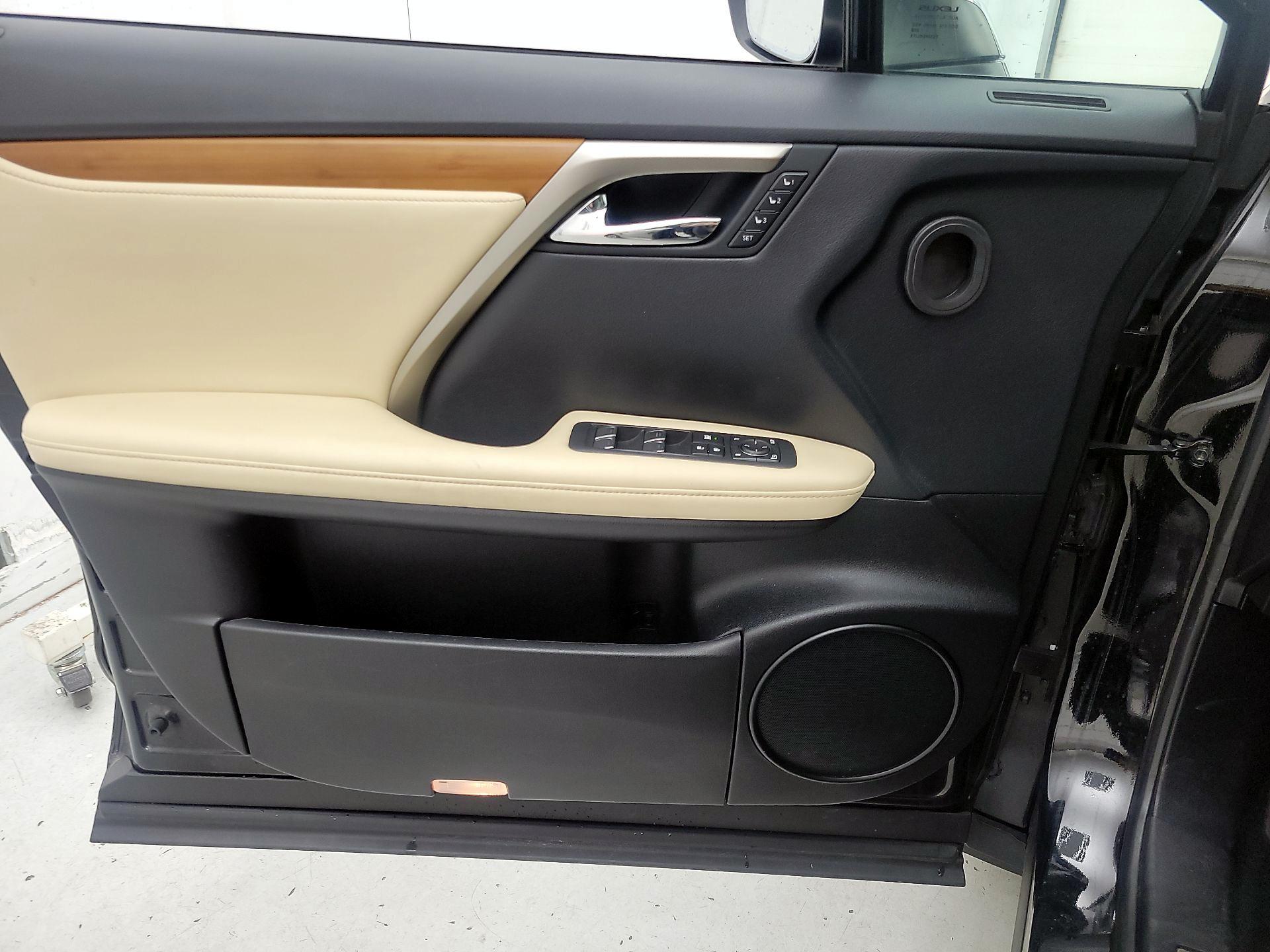 Thumbnail: 2021 Lexus RX - 12