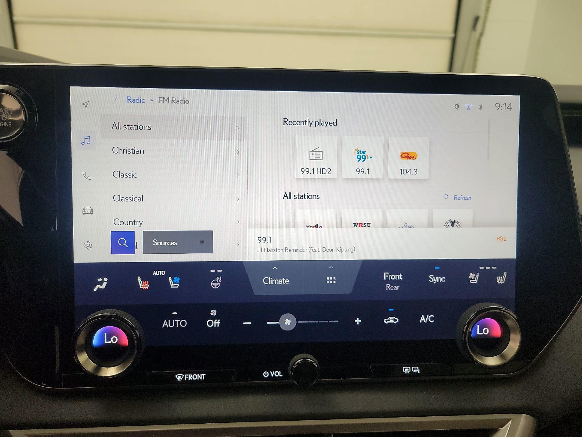 Thumbnail: 2023 Lexus RX - 16