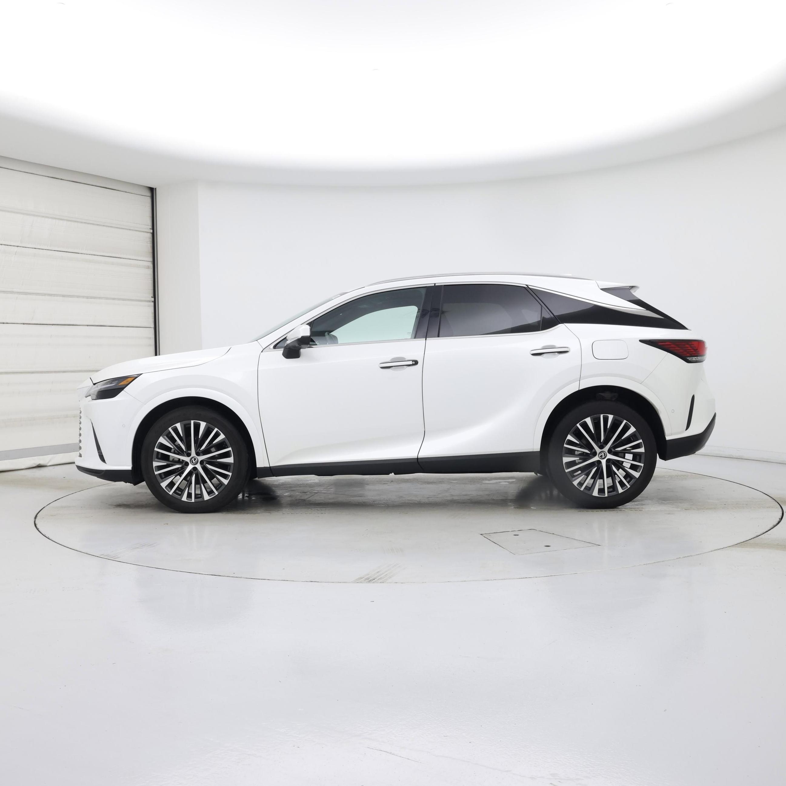 Thumbnail: 2023 Lexus RX - 3