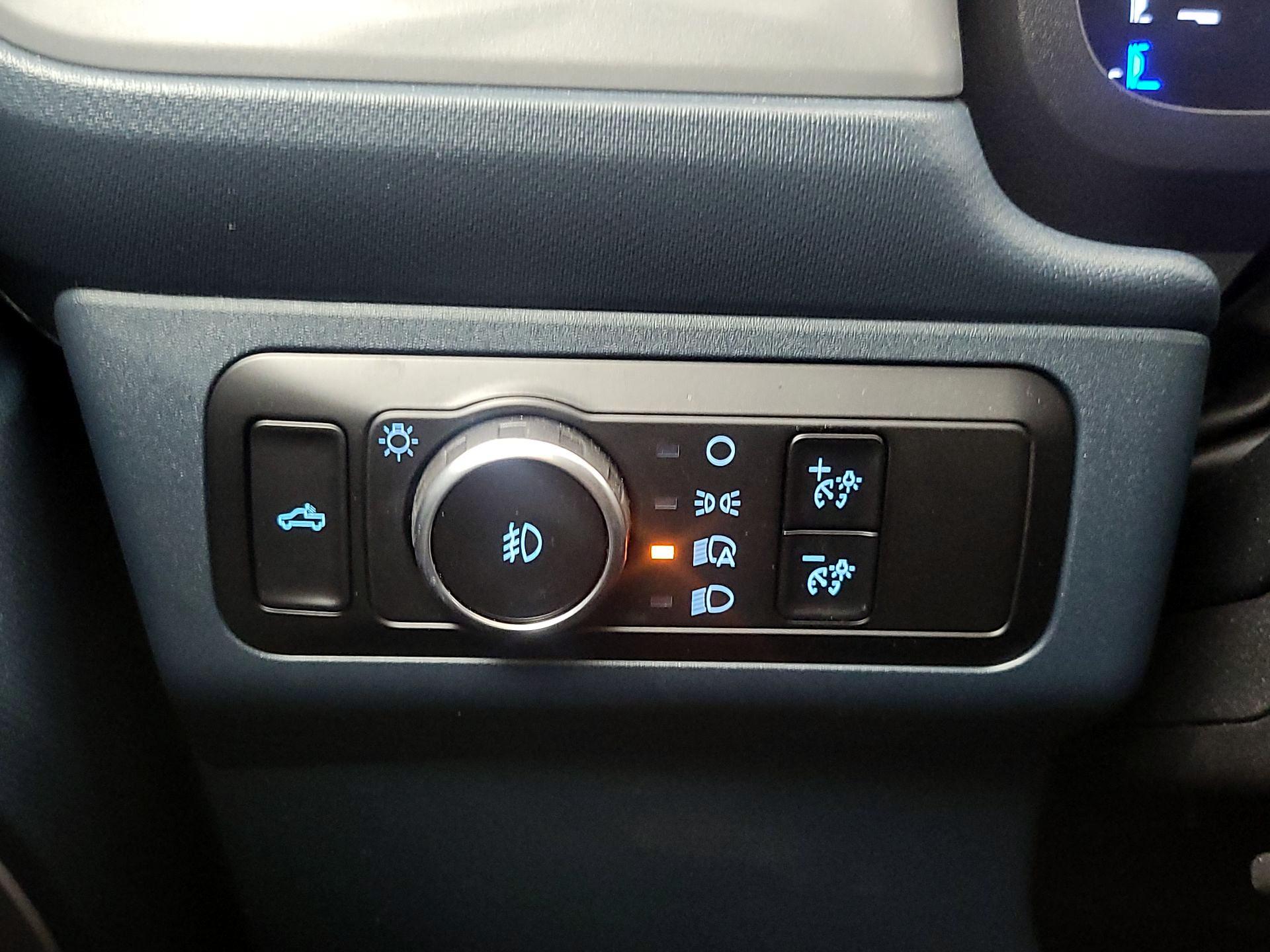 Thumbnail: 2025 Ford Maverick - 13