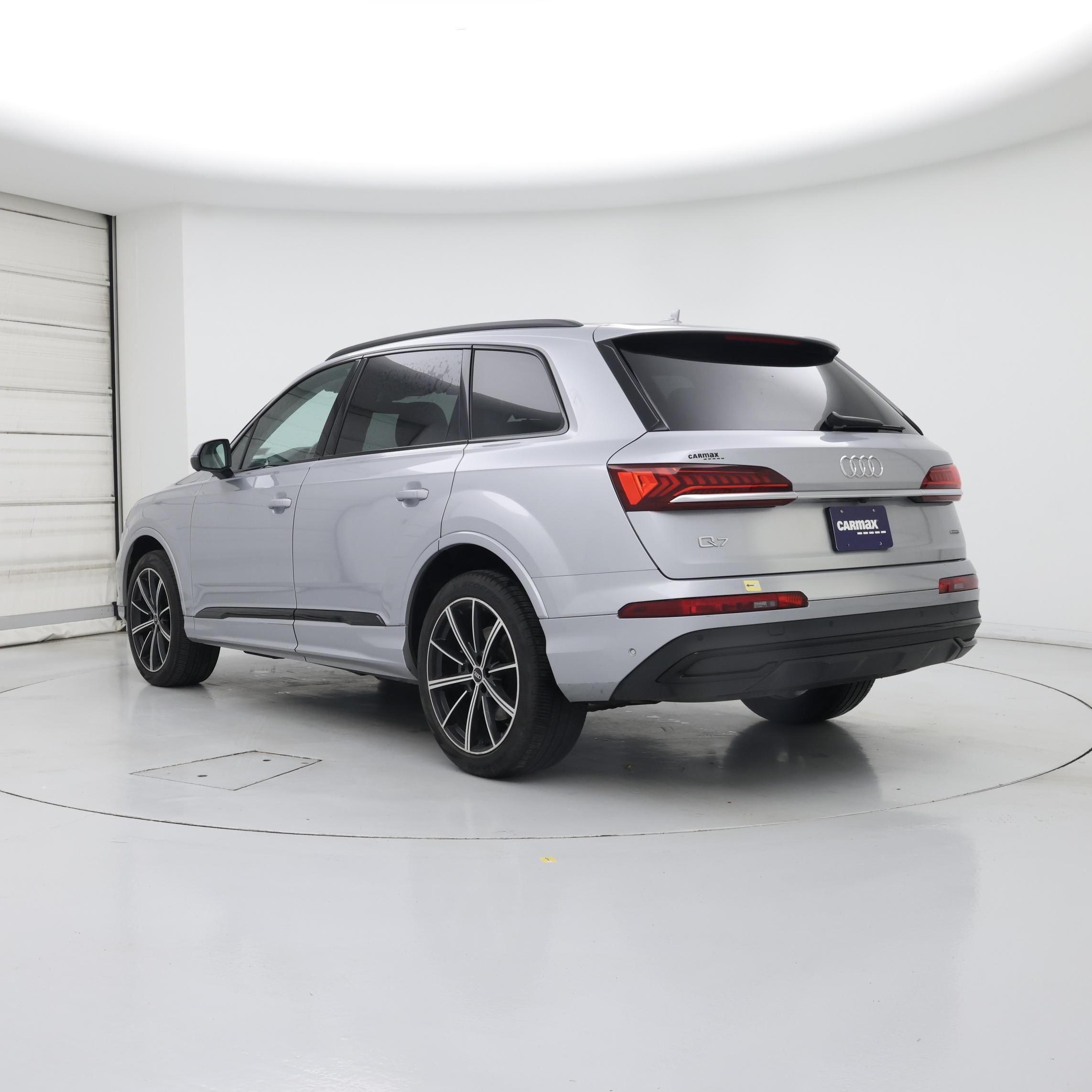 Thumbnail: 2021 Audi Q7 - 2