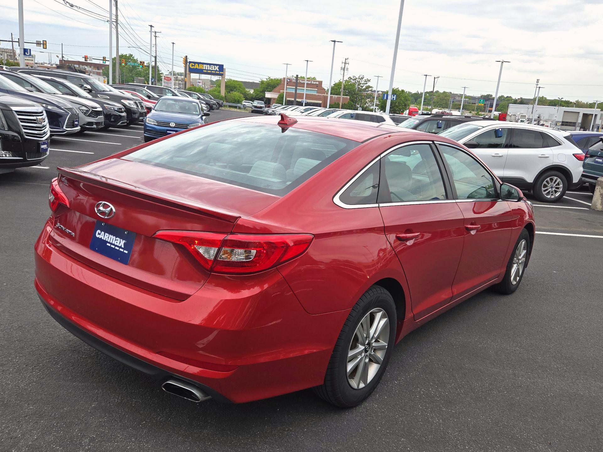 Thumbnail: 2017 Hyundai Sonata - 5