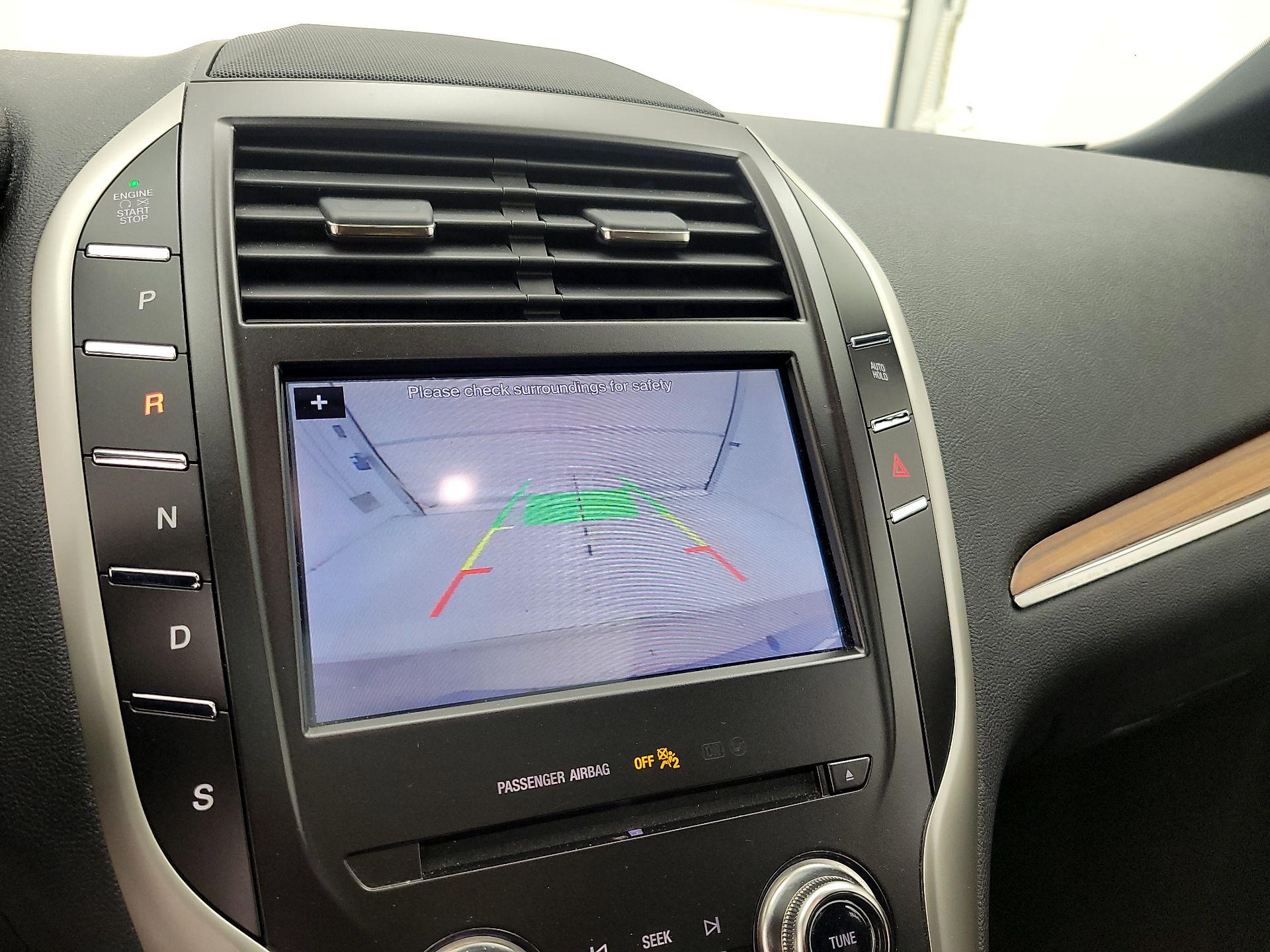 Thumbnail: 2019 Lincoln MKC - 15