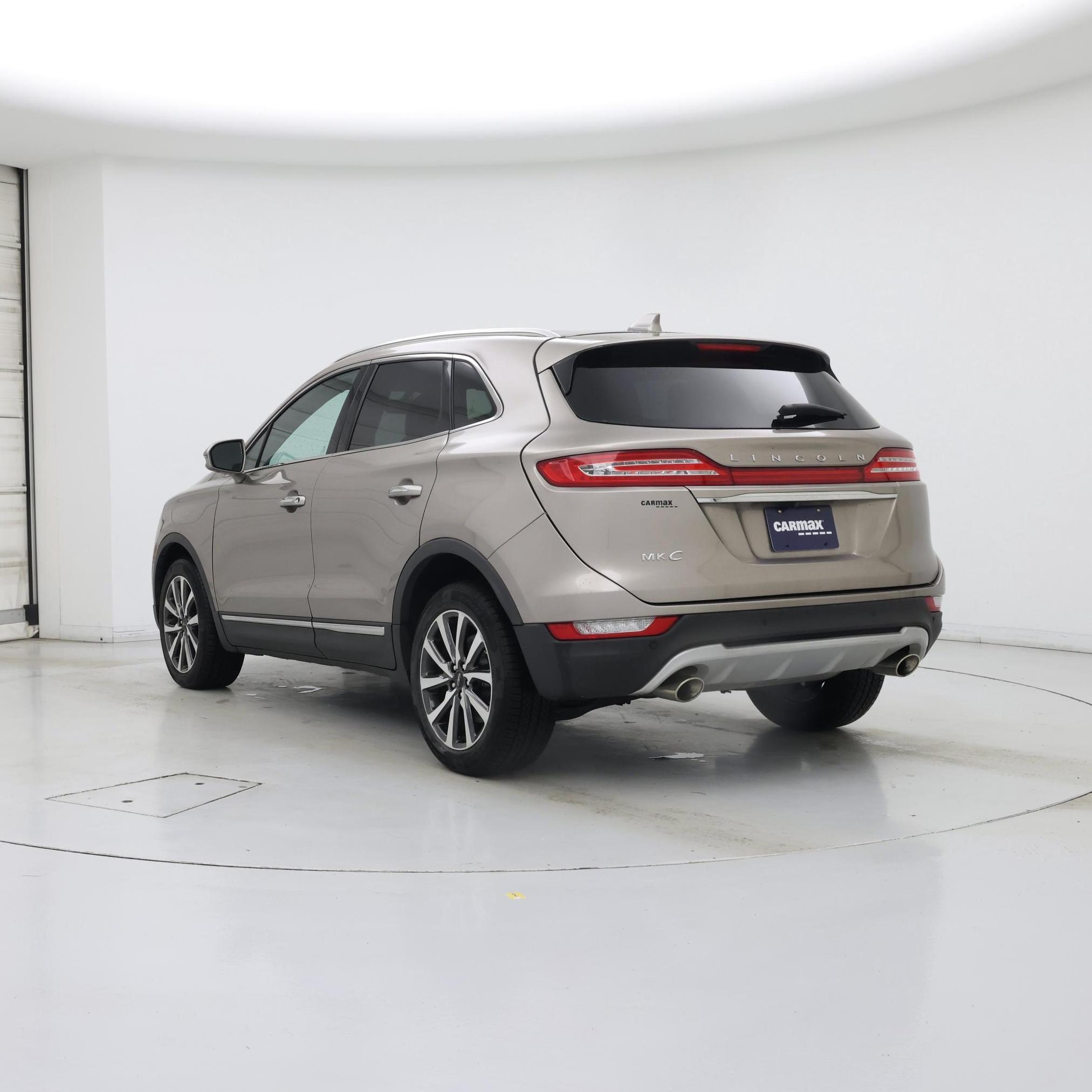Thumbnail: 2019 Lincoln MKC - 2