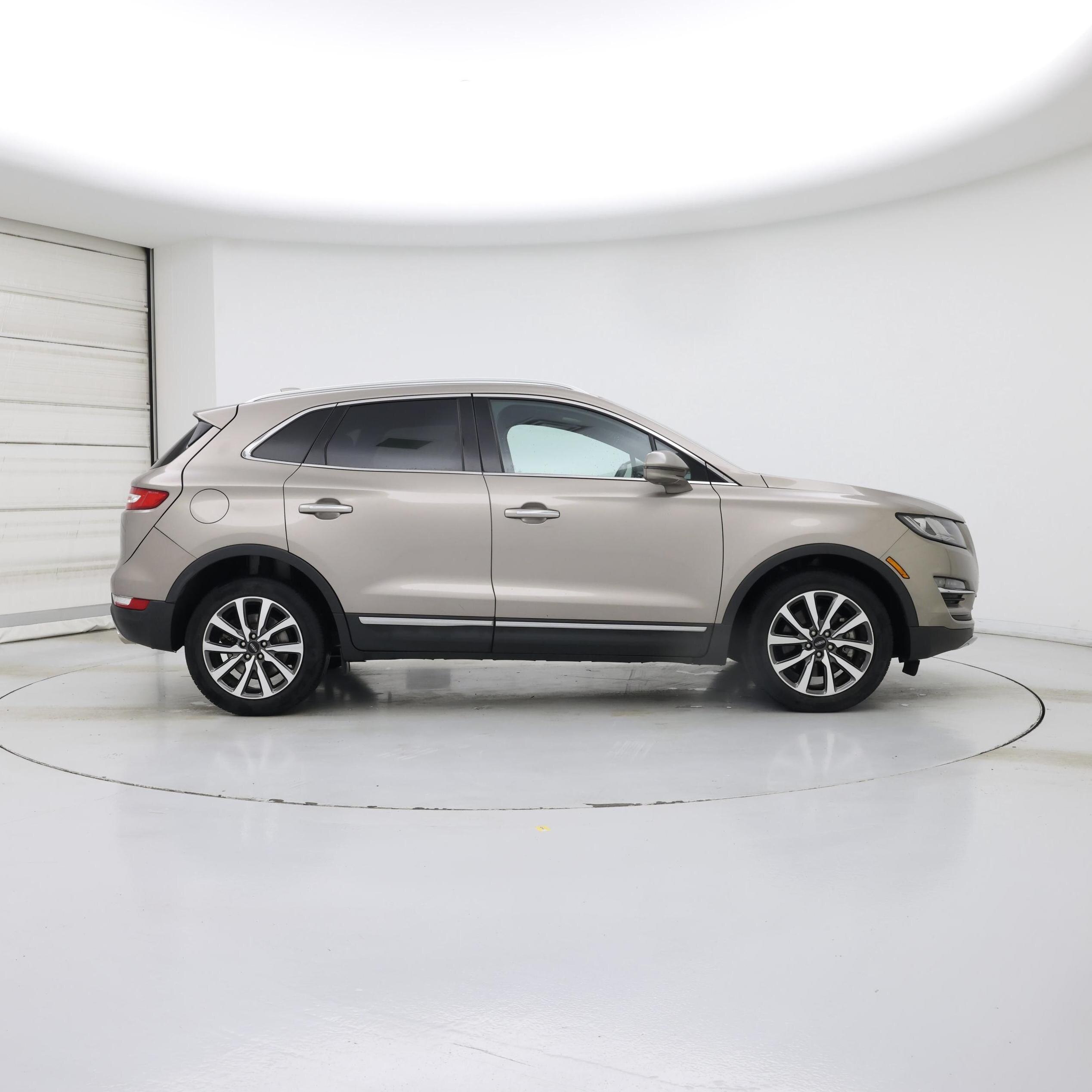 Thumbnail: 2019 Lincoln MKC - 7