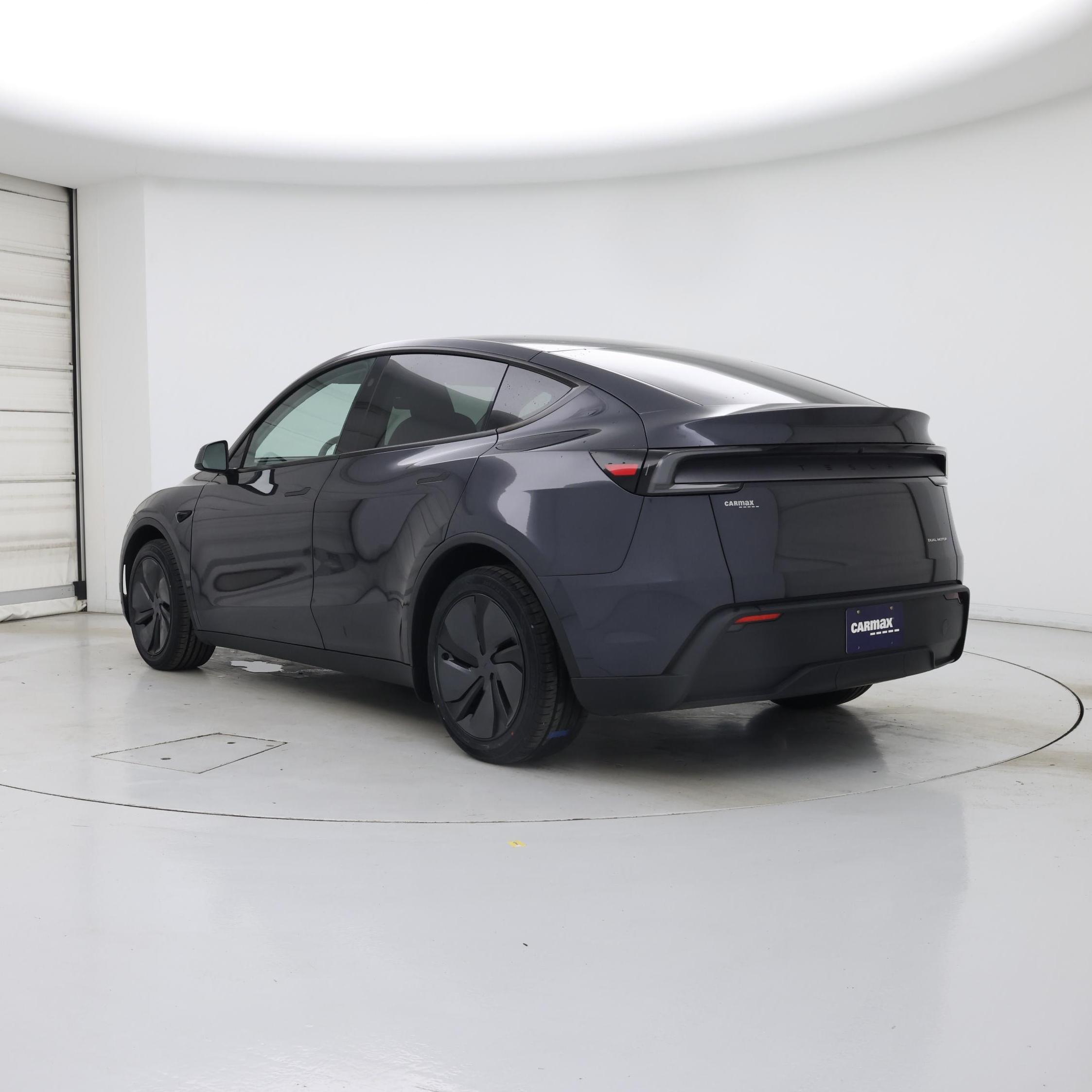 Thumbnail: 2026 Tesla Model Y - 2