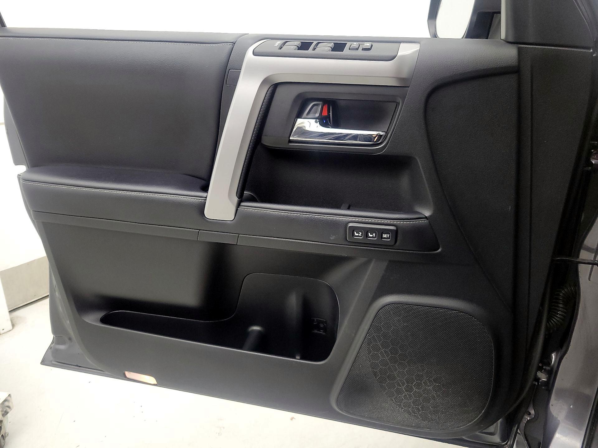 Thumbnail: 2023 Toyota 4Runner - 12