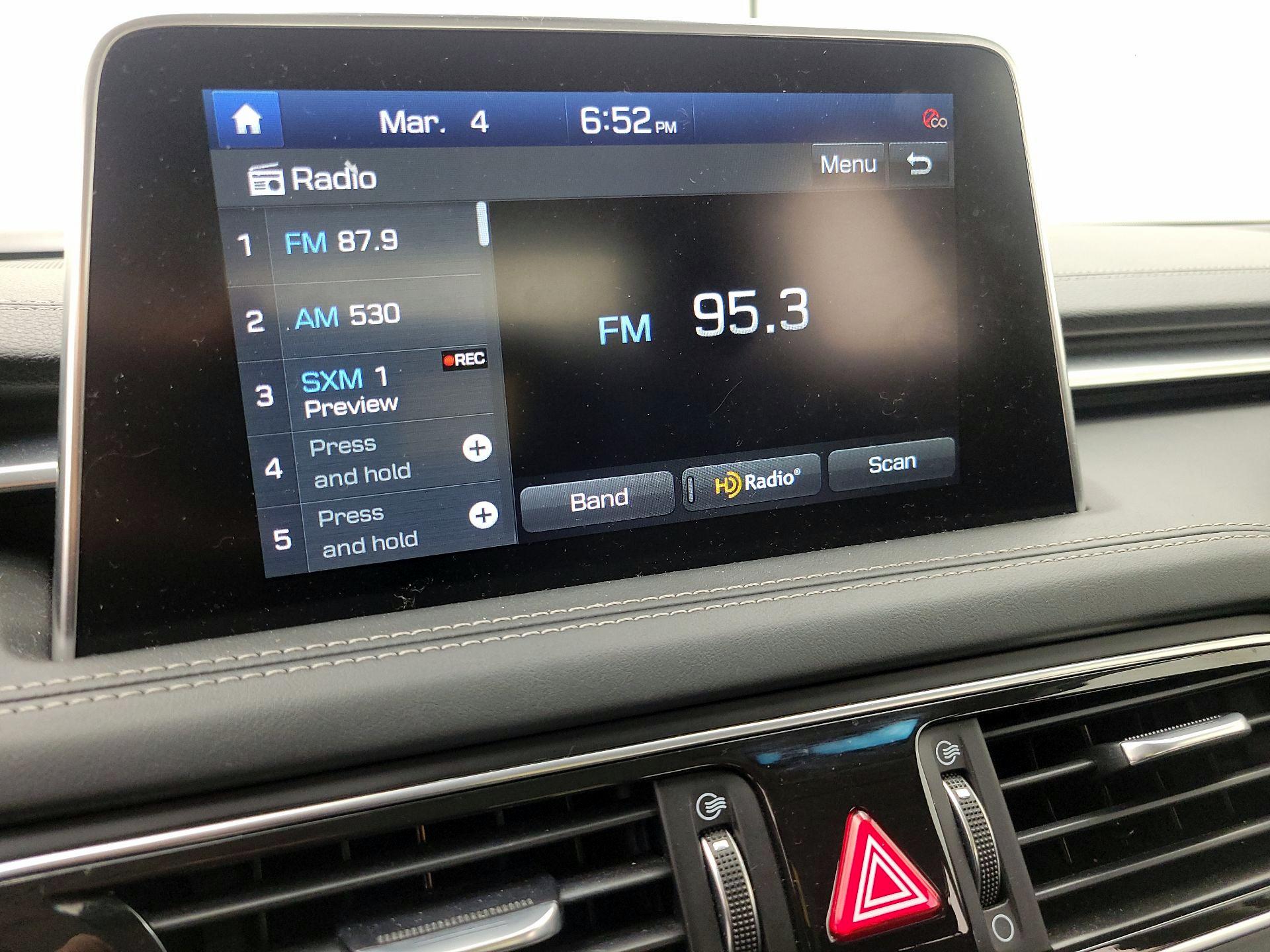 Thumbnail: 2020 Genesis G70 - 15