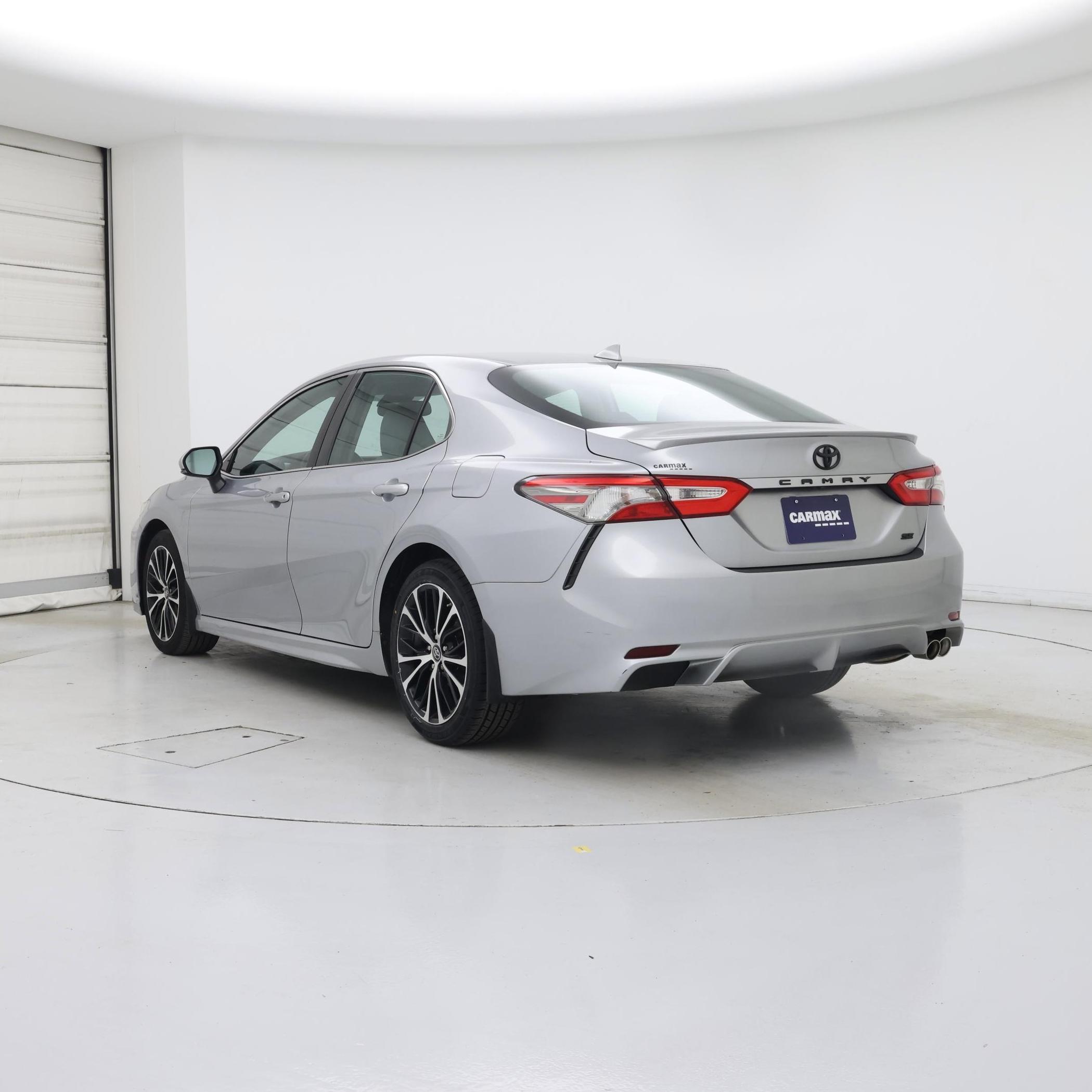 Thumbnail: 2019 Toyota Camry - 2