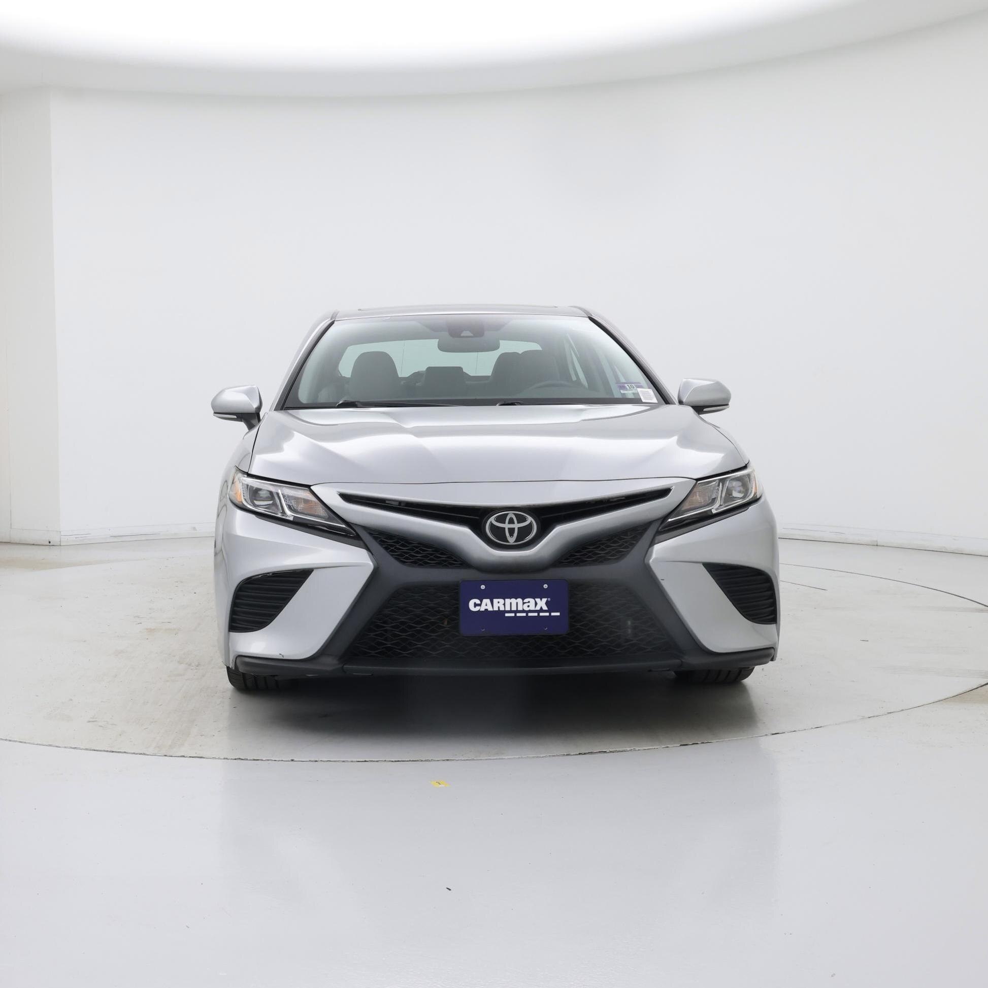 Thumbnail: 2019 Toyota Camry - 5