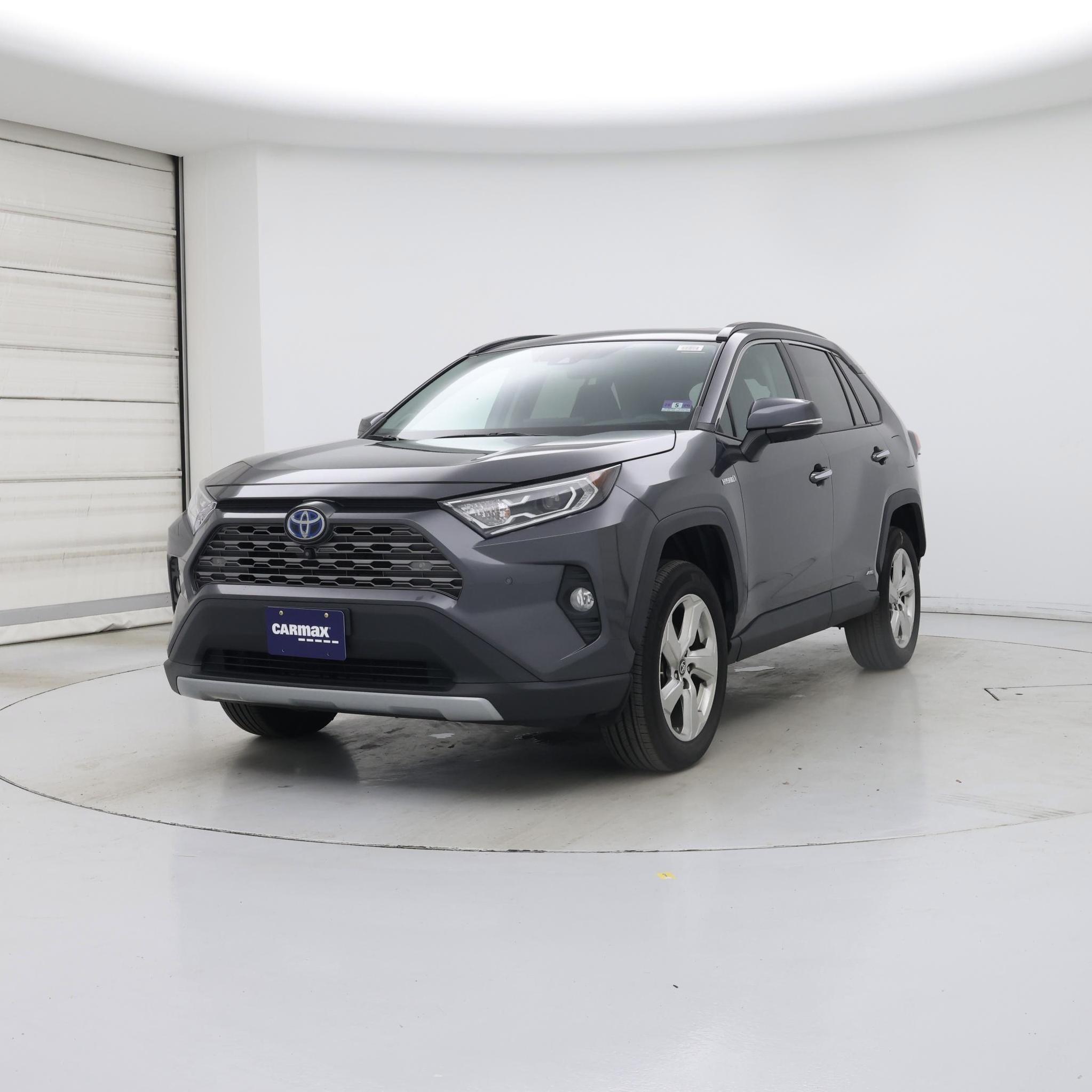 Thumbnail: 2019 Toyota RAV4 - 4