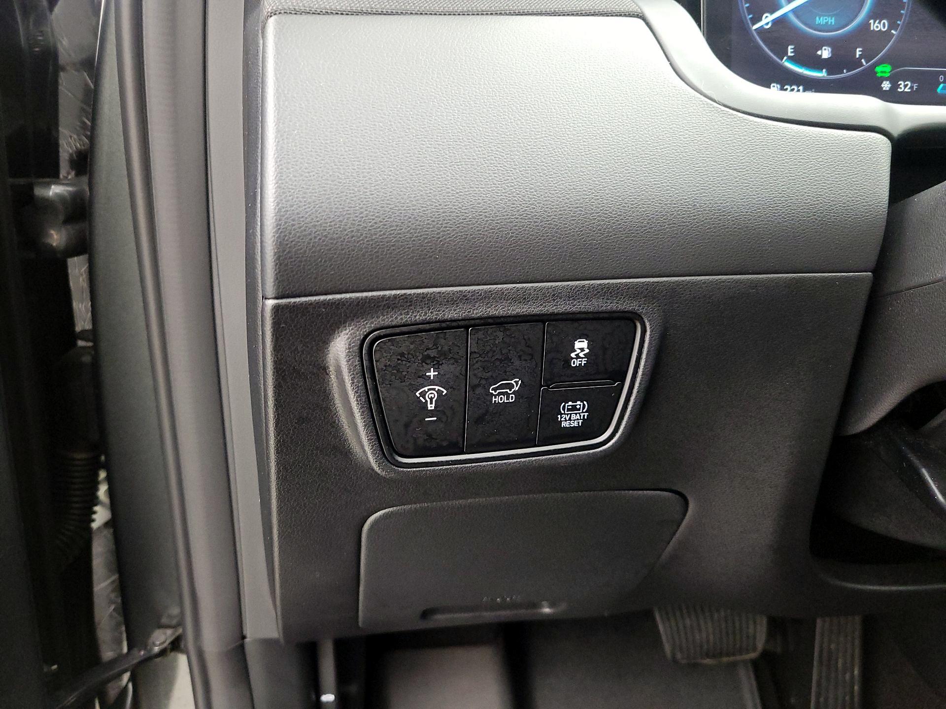 Thumbnail: 2023 Hyundai Tucson - 13