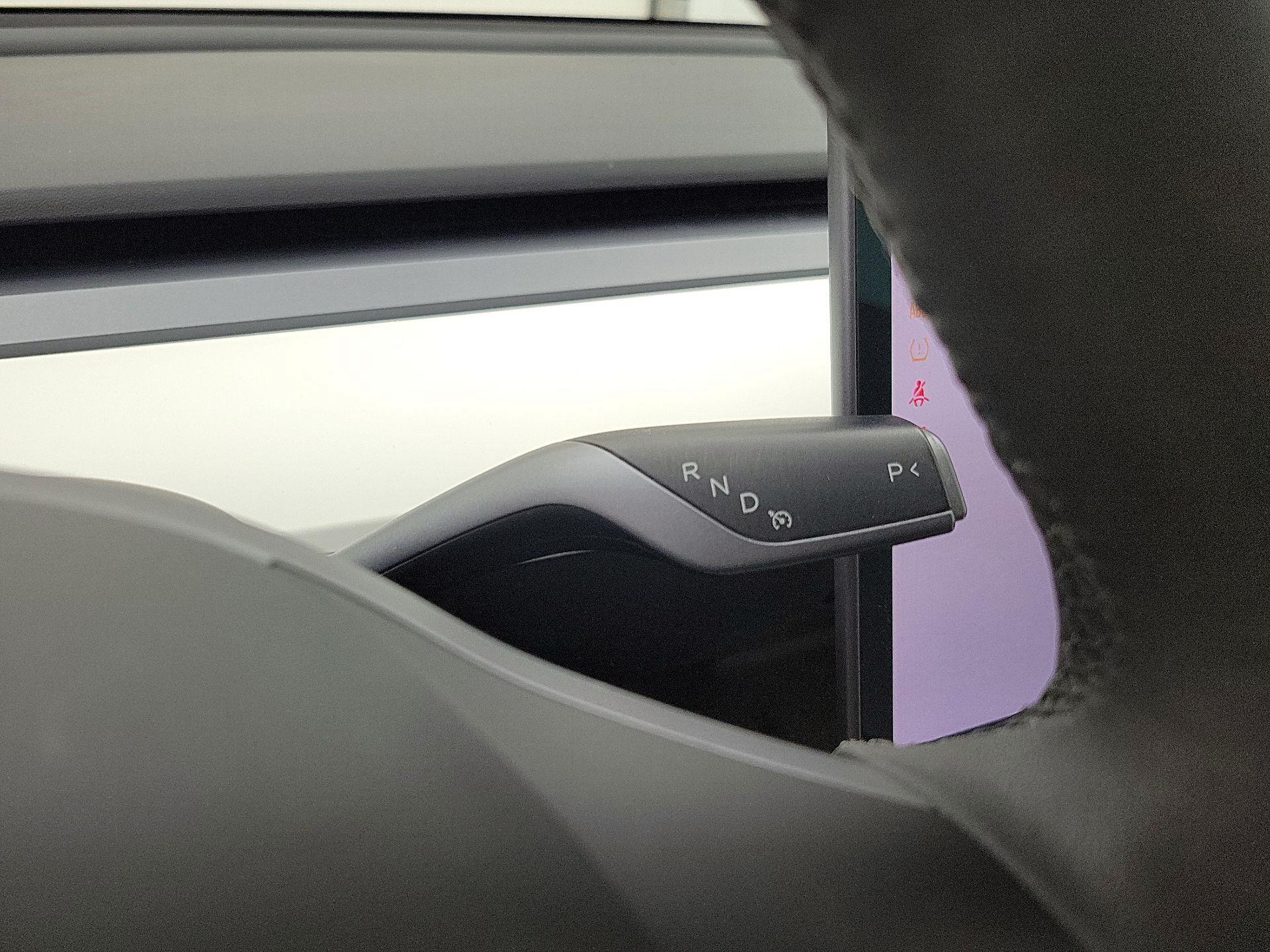 Thumbnail: 2022 Tesla Model 3 - 17