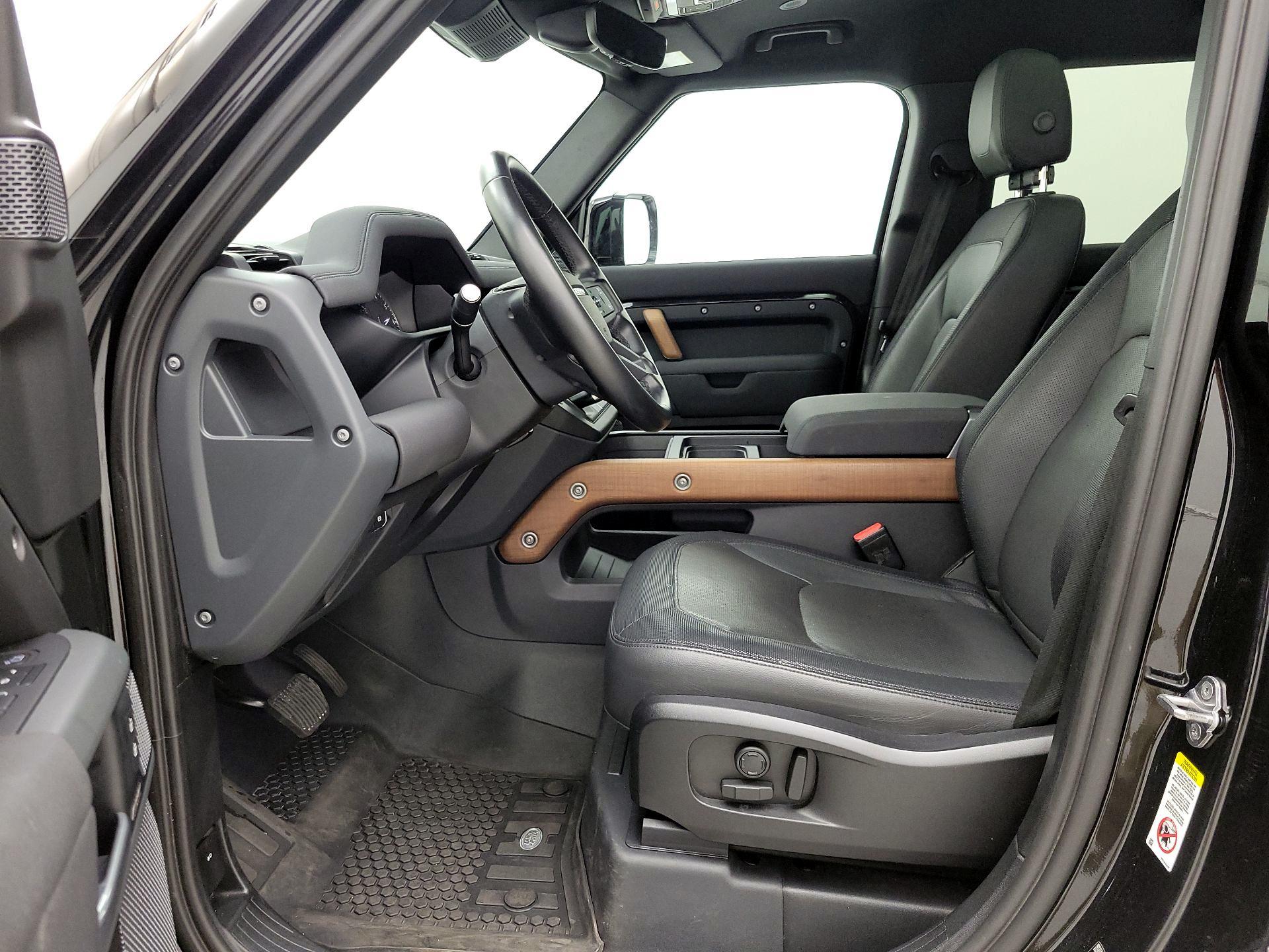 Thumbnail: 2023 Land Rover Defender - 11