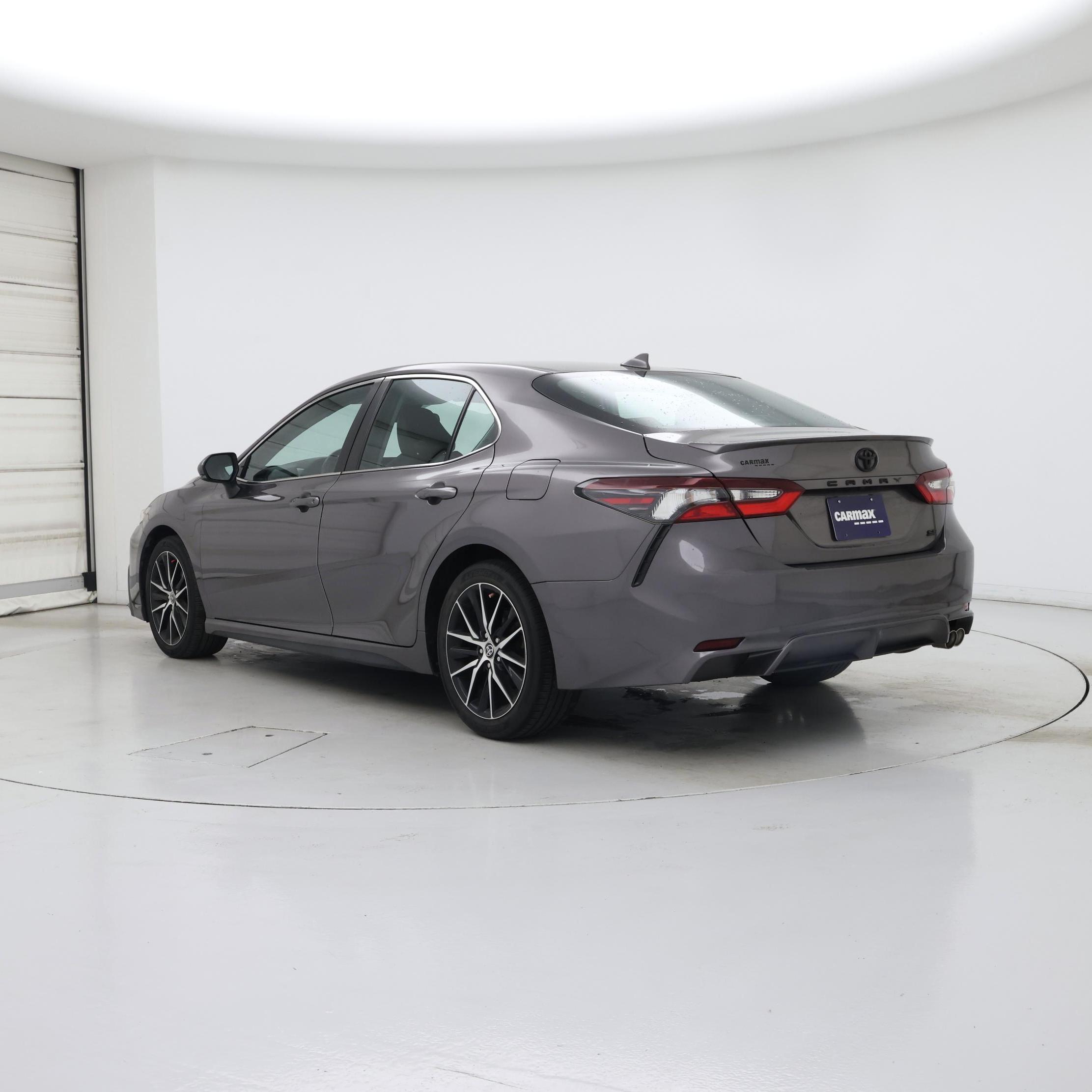 Thumbnail: 2022 Toyota Camry - 2