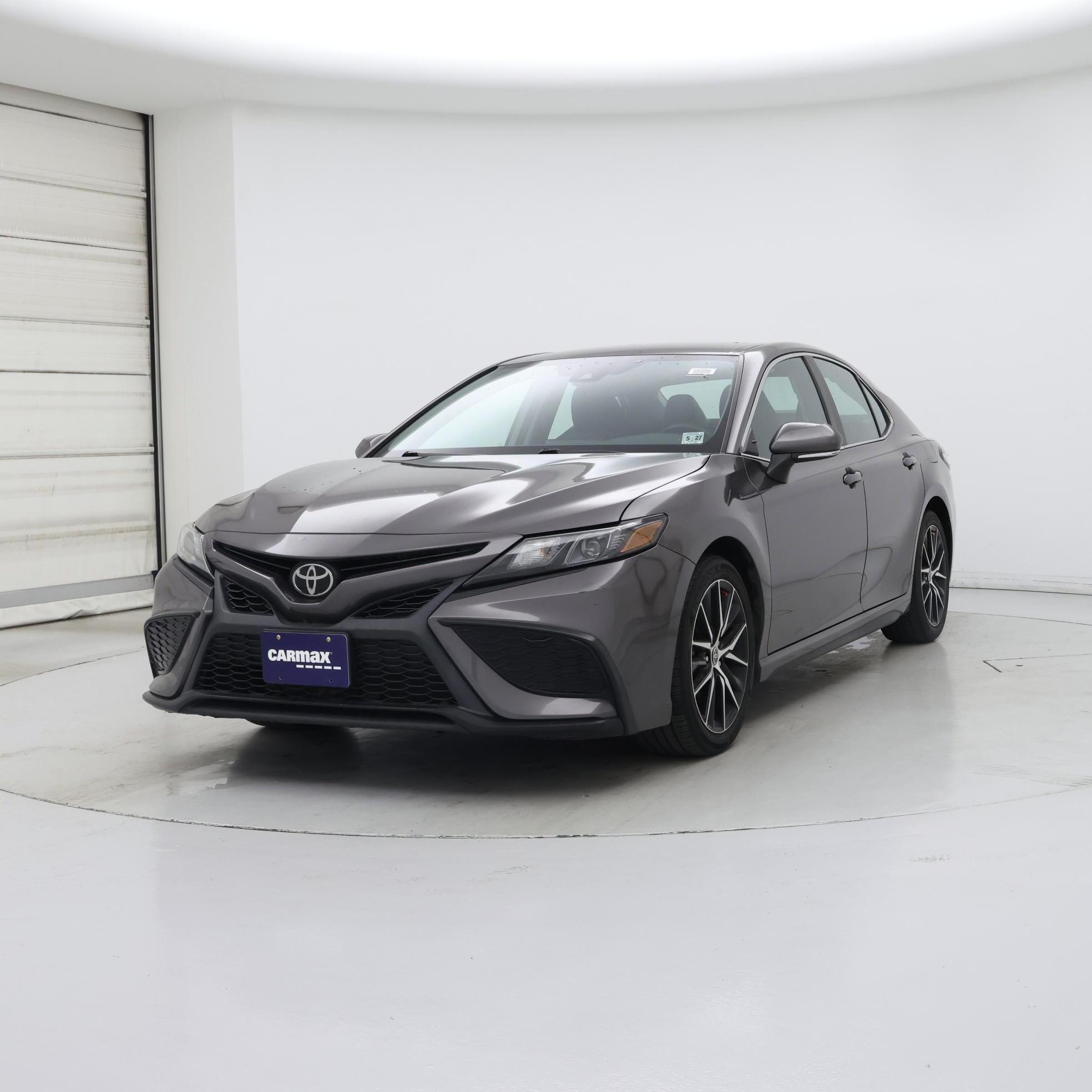 Thumbnail: 2022 Toyota Camry - 4