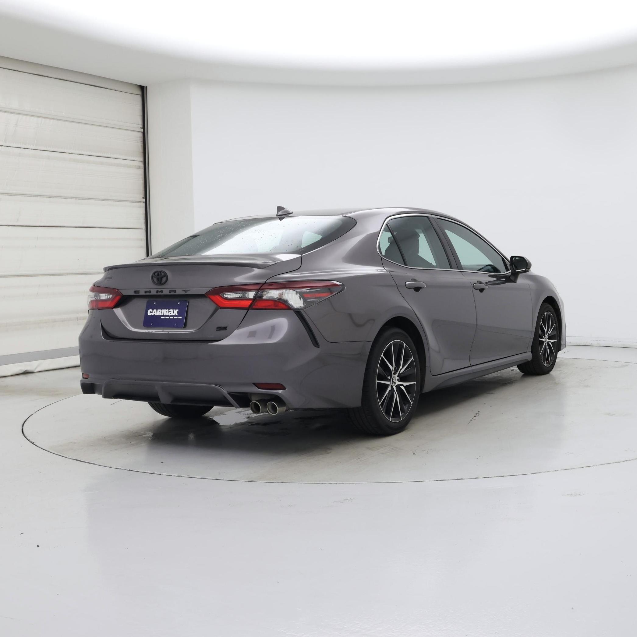 Thumbnail: 2022 Toyota Camry - 8