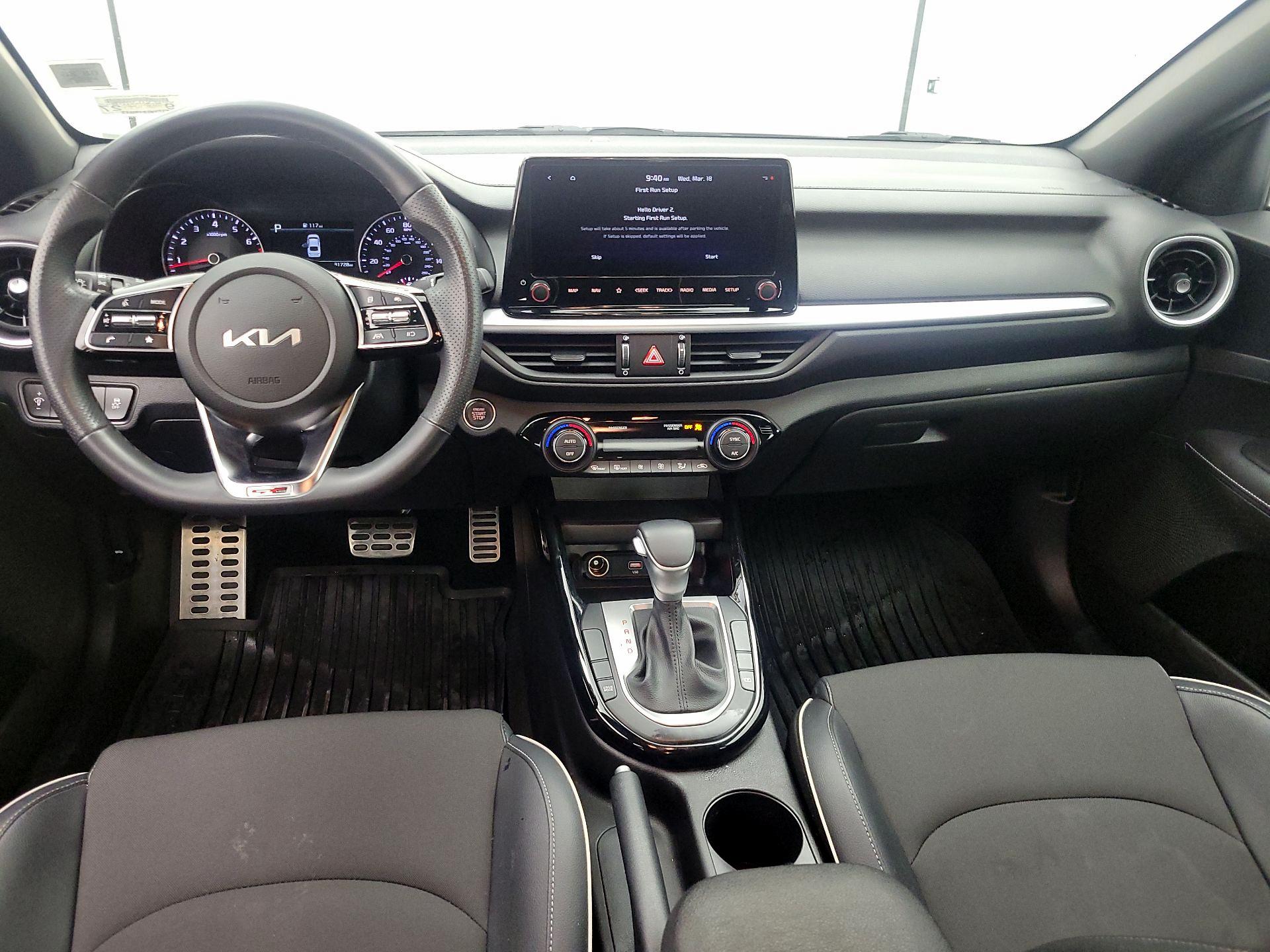 Thumbnail: 2023 Kia Forte - 9