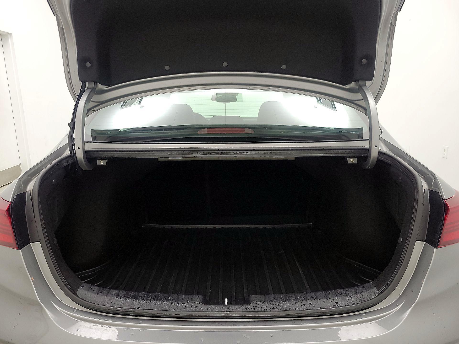 Thumbnail: 2023 Kia Forte - 20