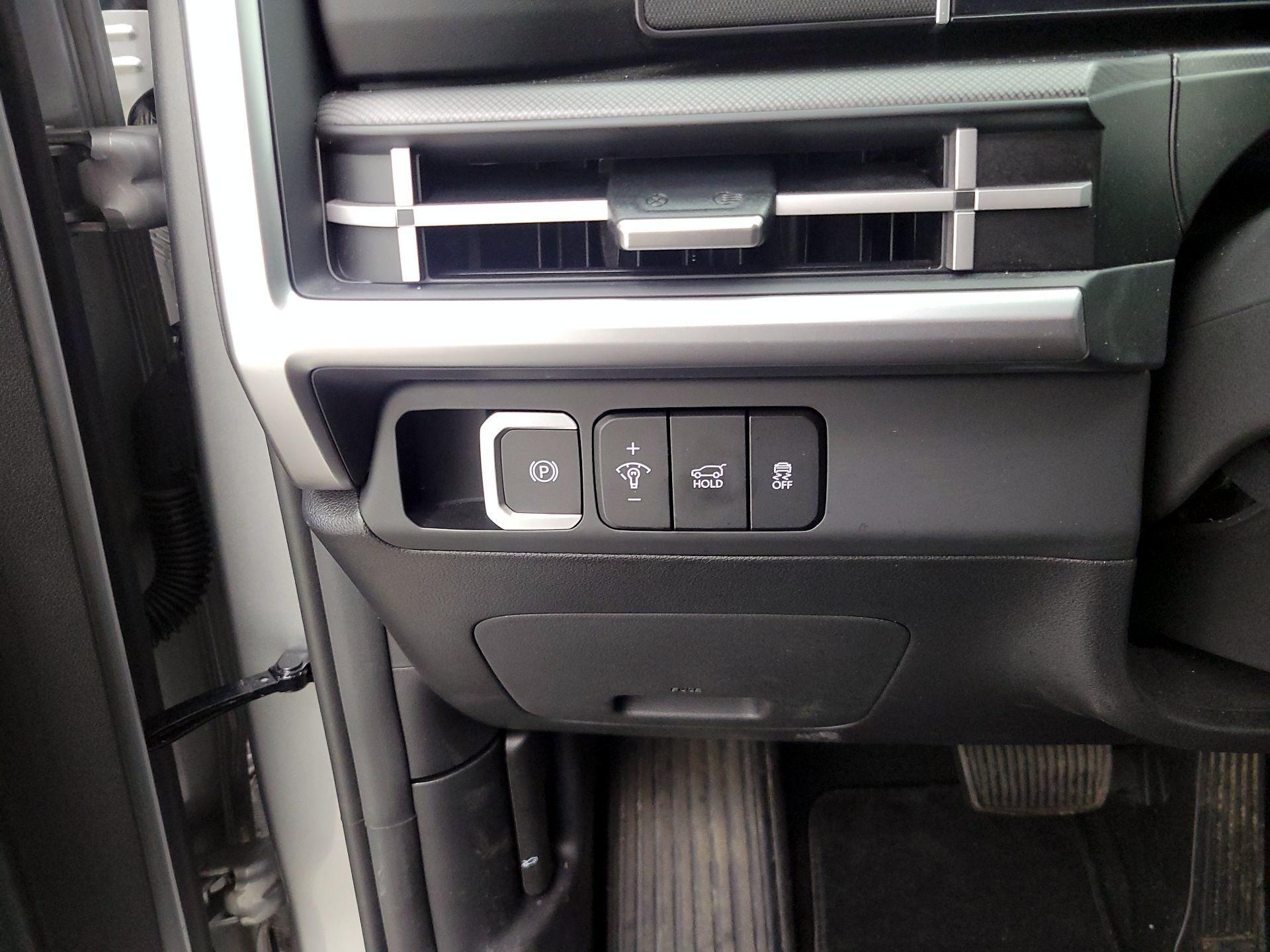 Thumbnail: 2024 Hyundai Santa Fe - 13