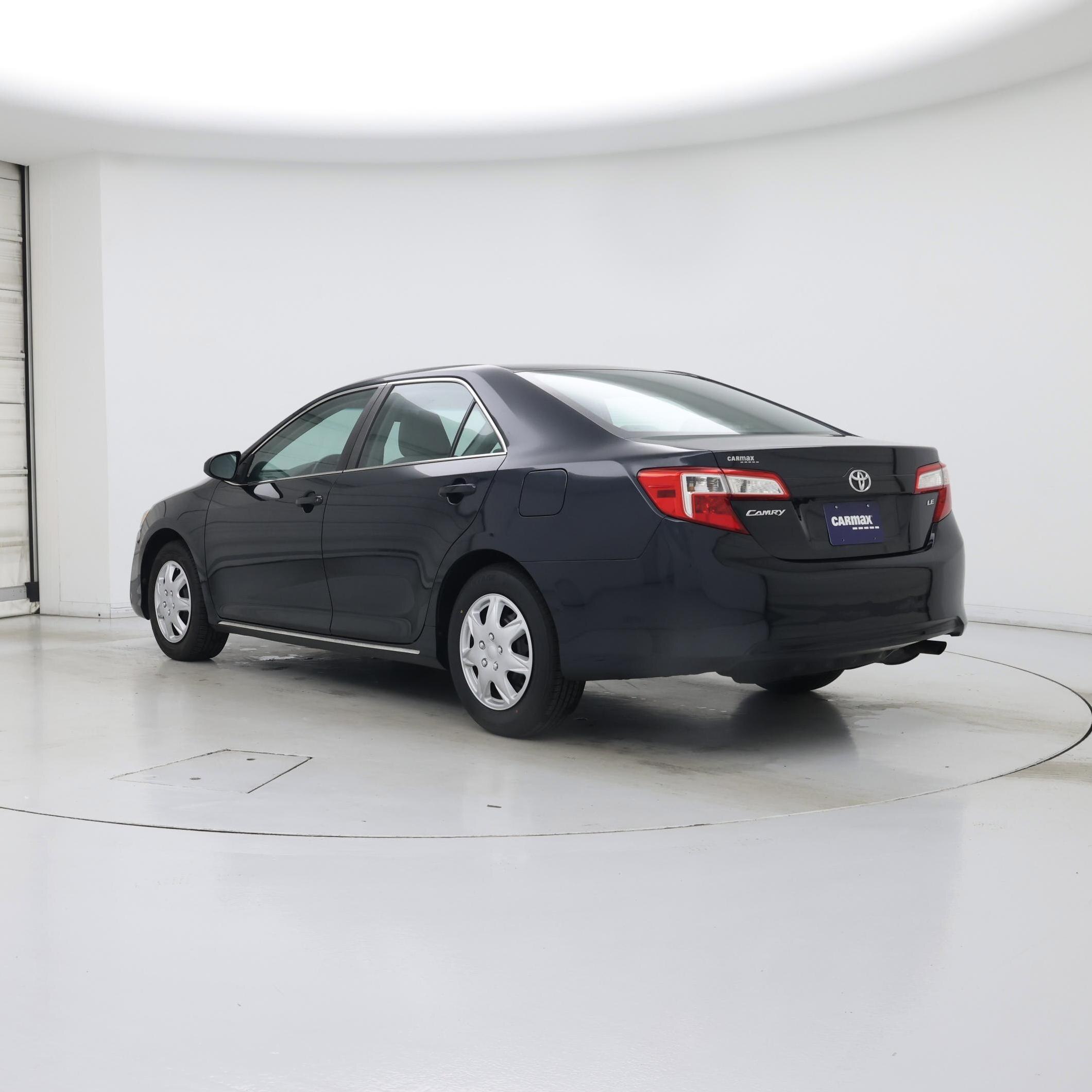 Thumbnail: 2014 Toyota Camry - 2