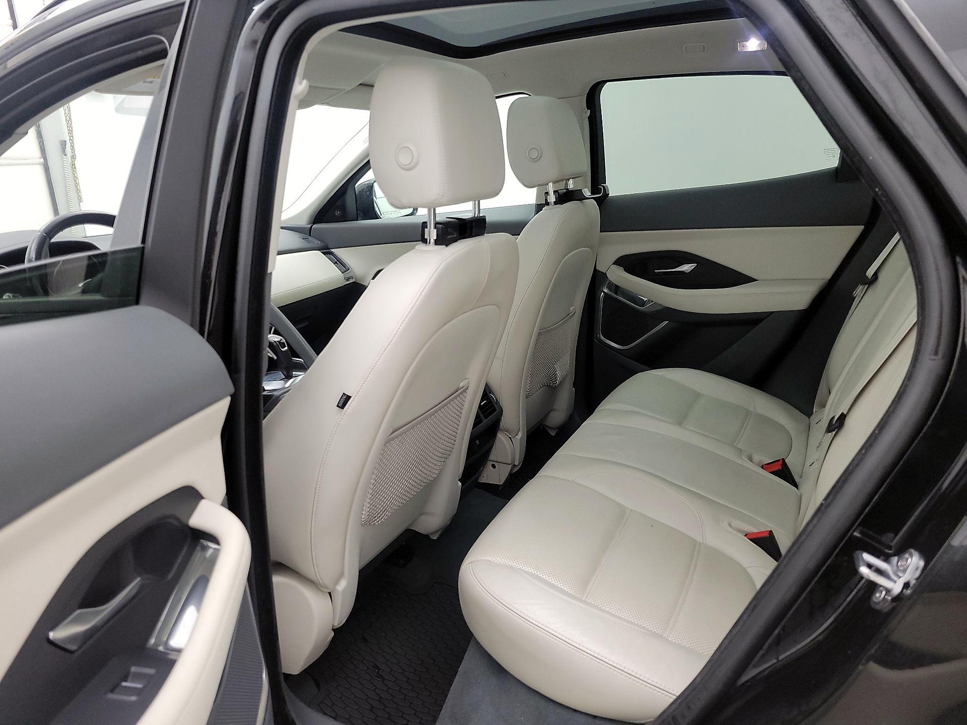 Thumbnail: 2019 Jaguar E-Pace - 20