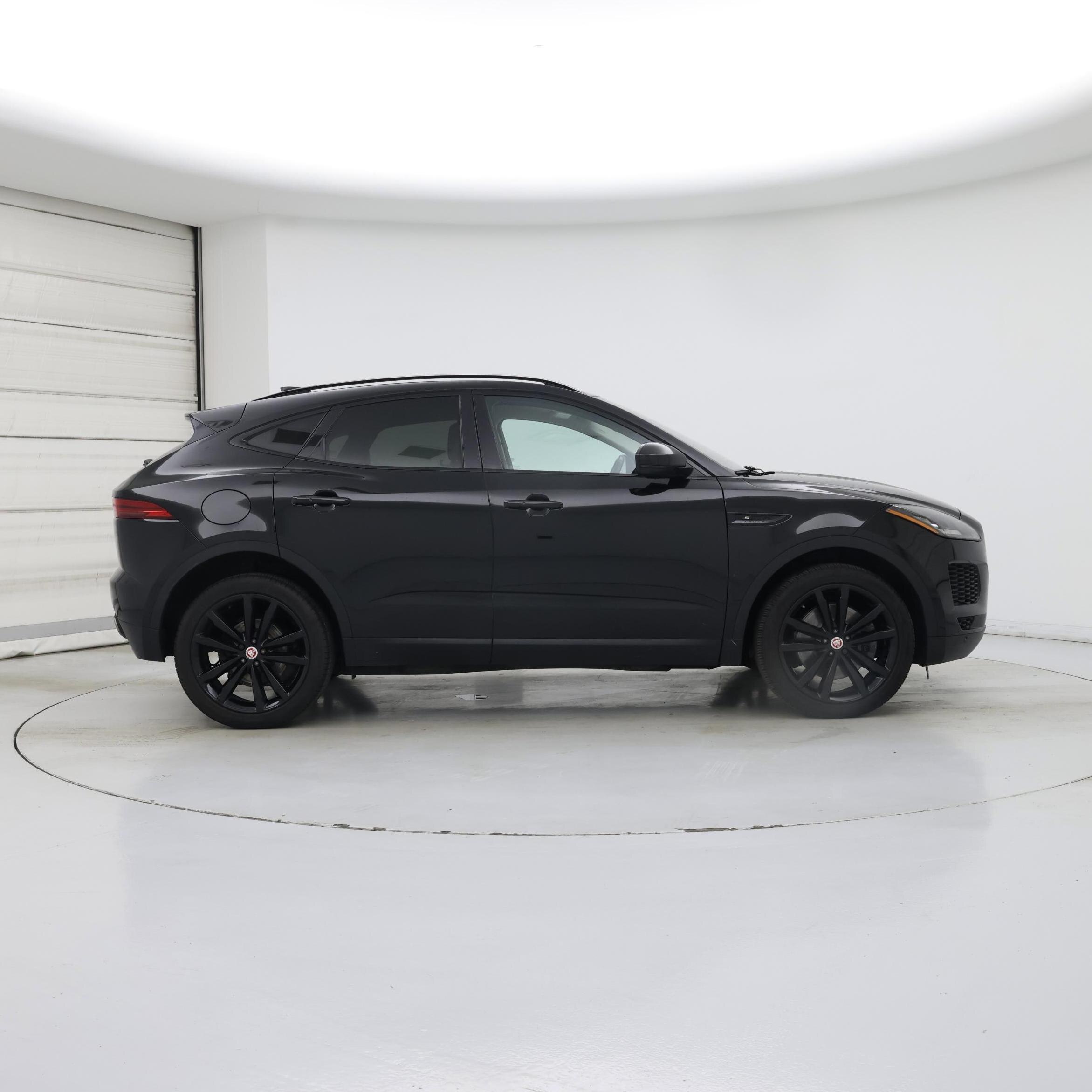 Thumbnail: 2019 Jaguar E-Pace - 7