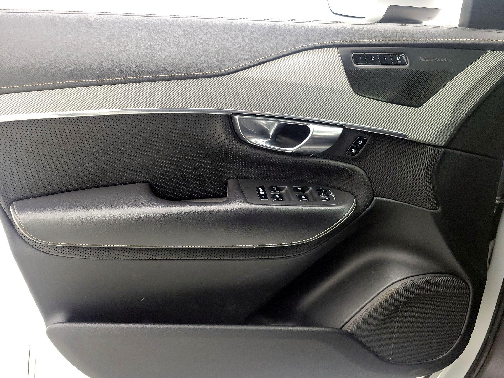 Thumbnail: 2019 Volvo XC90 - 12