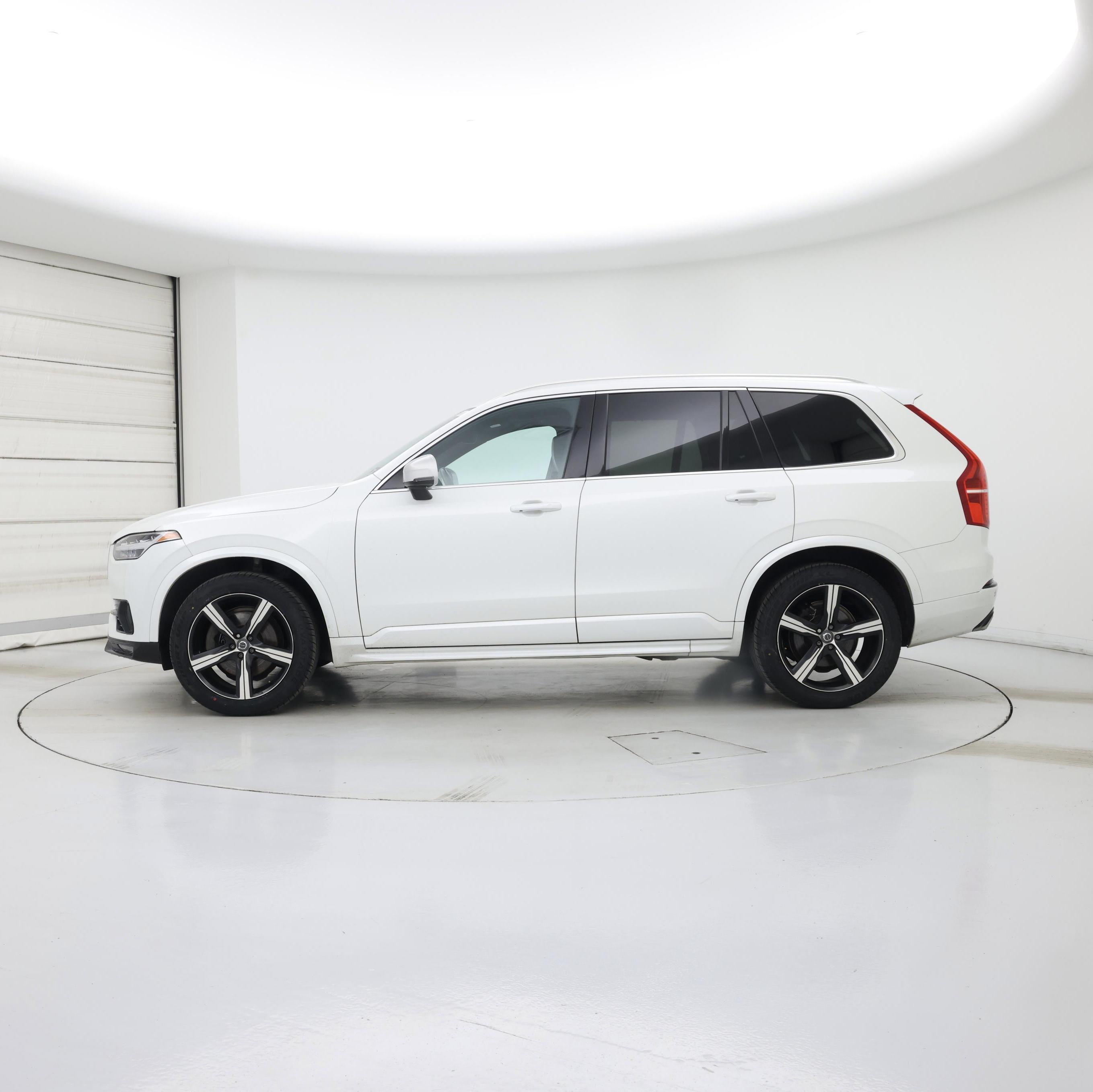 Thumbnail: 2019 Volvo XC90 - 3