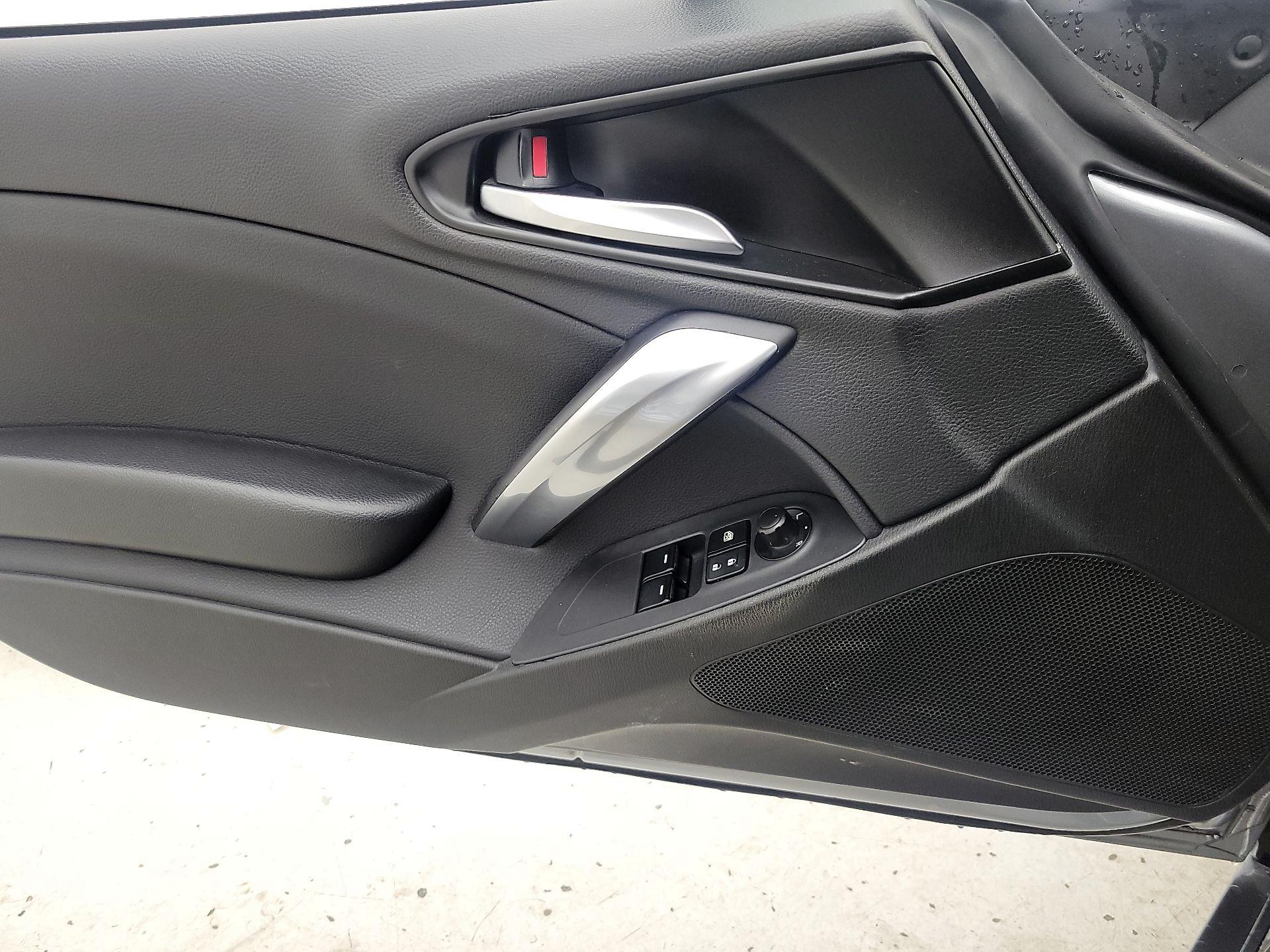 Thumbnail: 2017 Fiat 124 Spider - 12