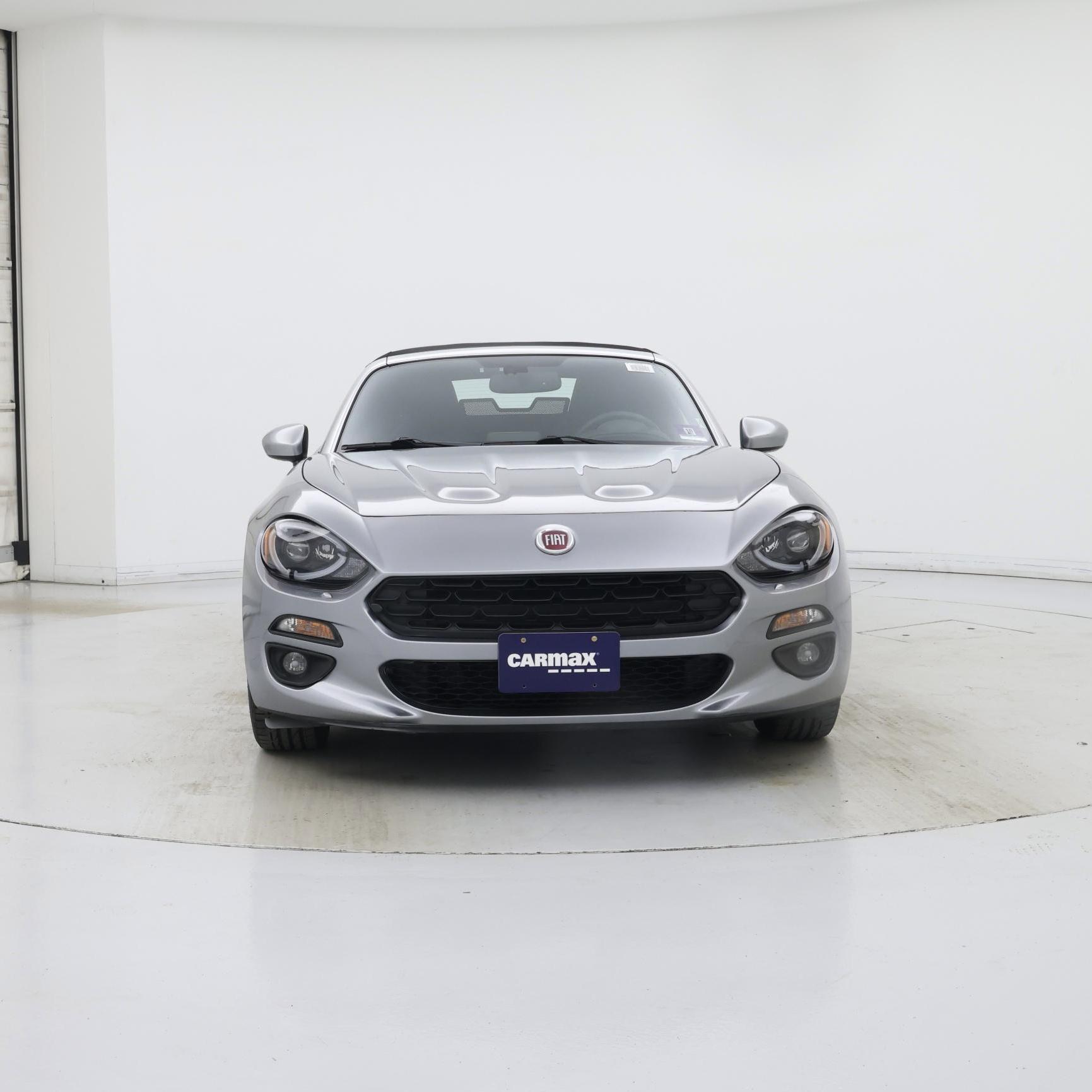 Thumbnail: 2017 Fiat 124 Spider - 5