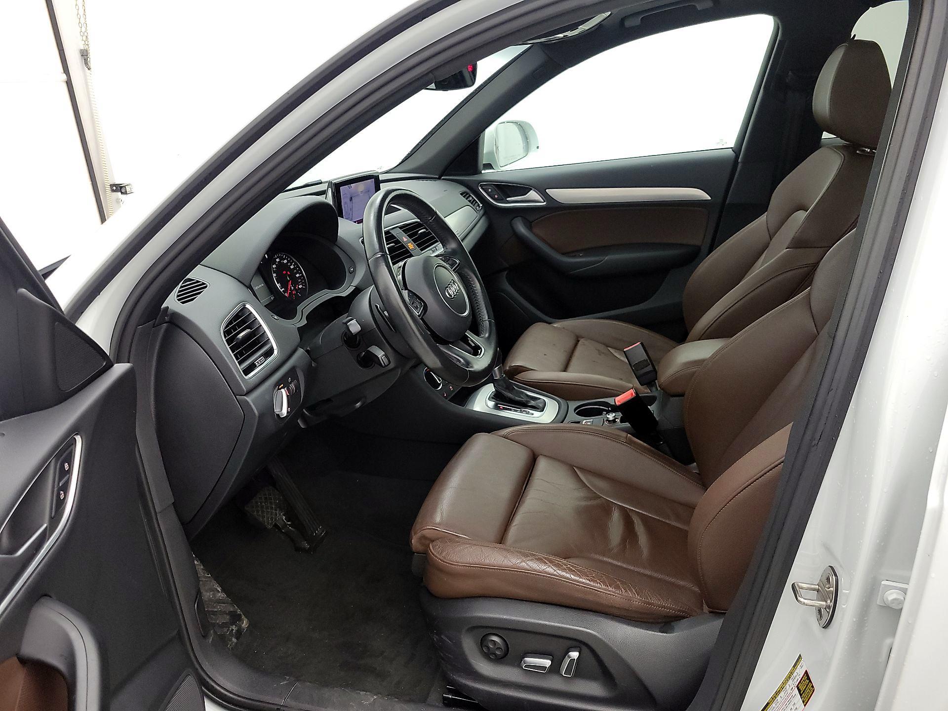 Thumbnail: 2018 Audi Q3 - 11