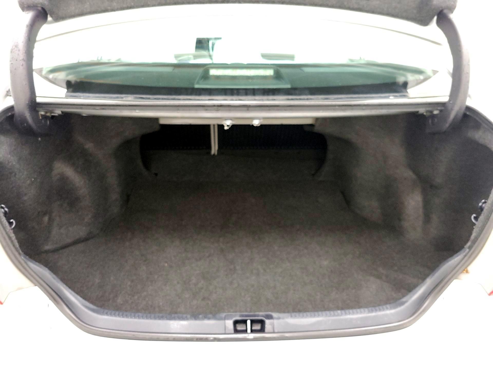 Thumbnail: 2015 Toyota Camry - 20